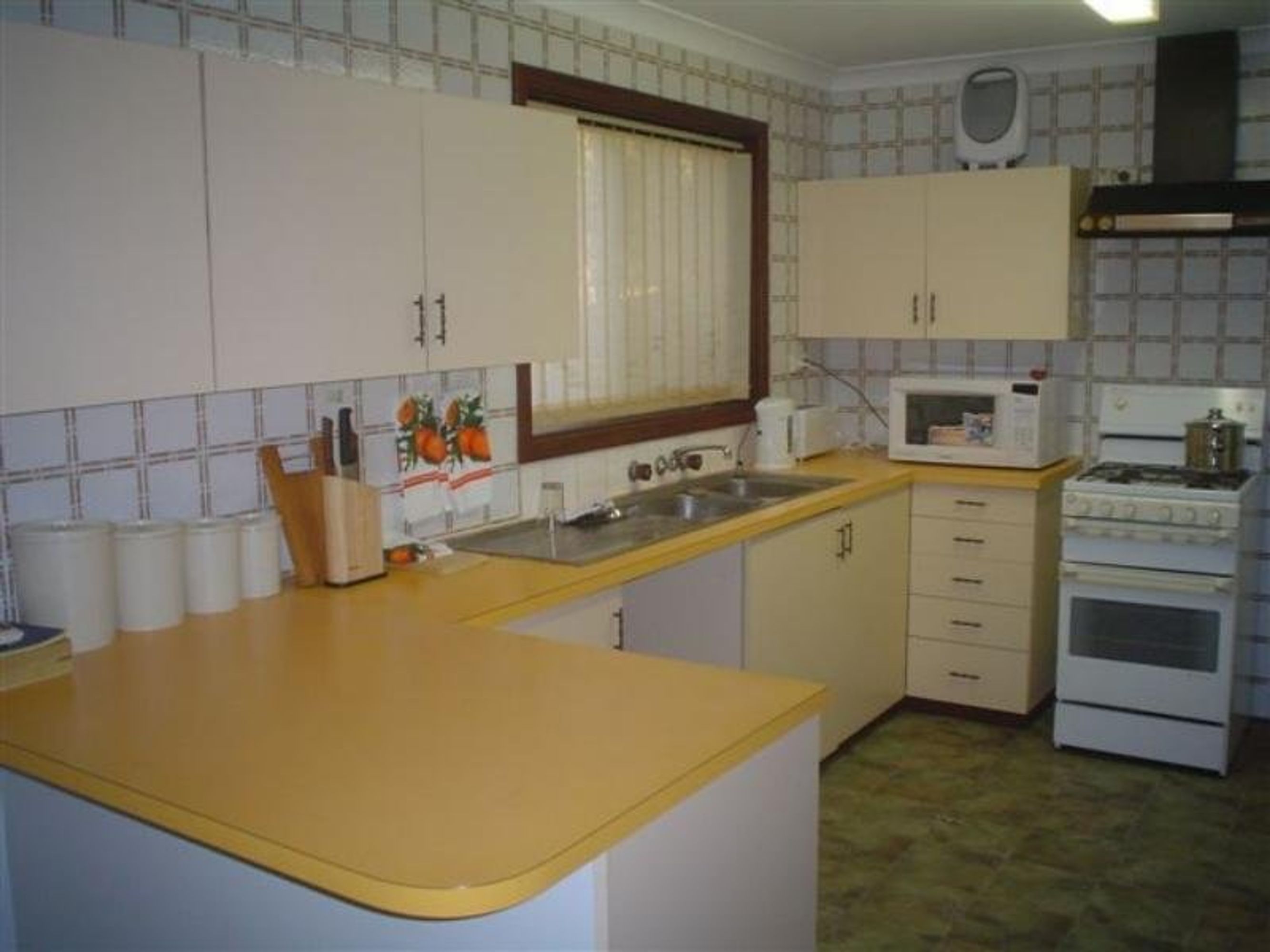 11 Mitchie Crescent, South Hedland, South Hedland - Thumbnail 4