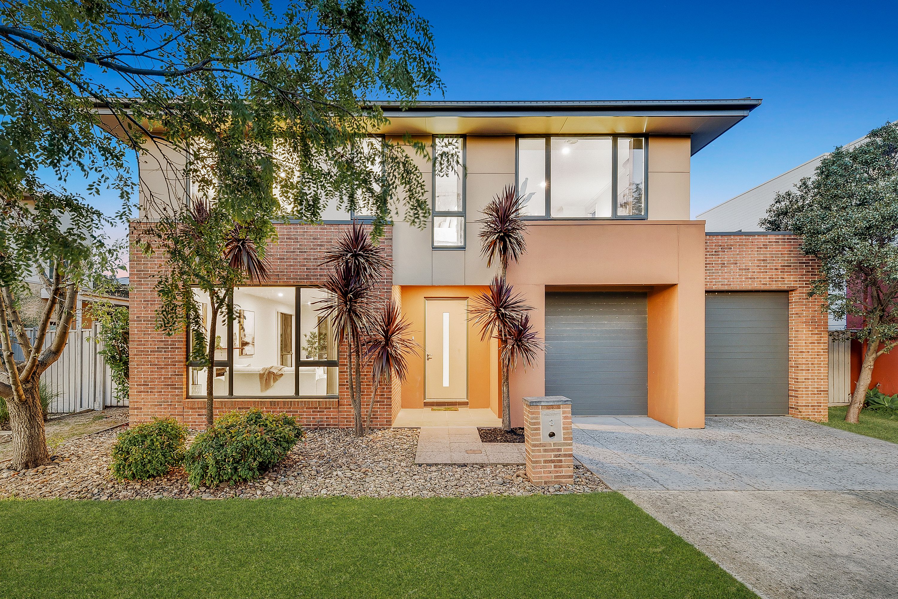 3 Dresden Drive, Waterways - Image 1