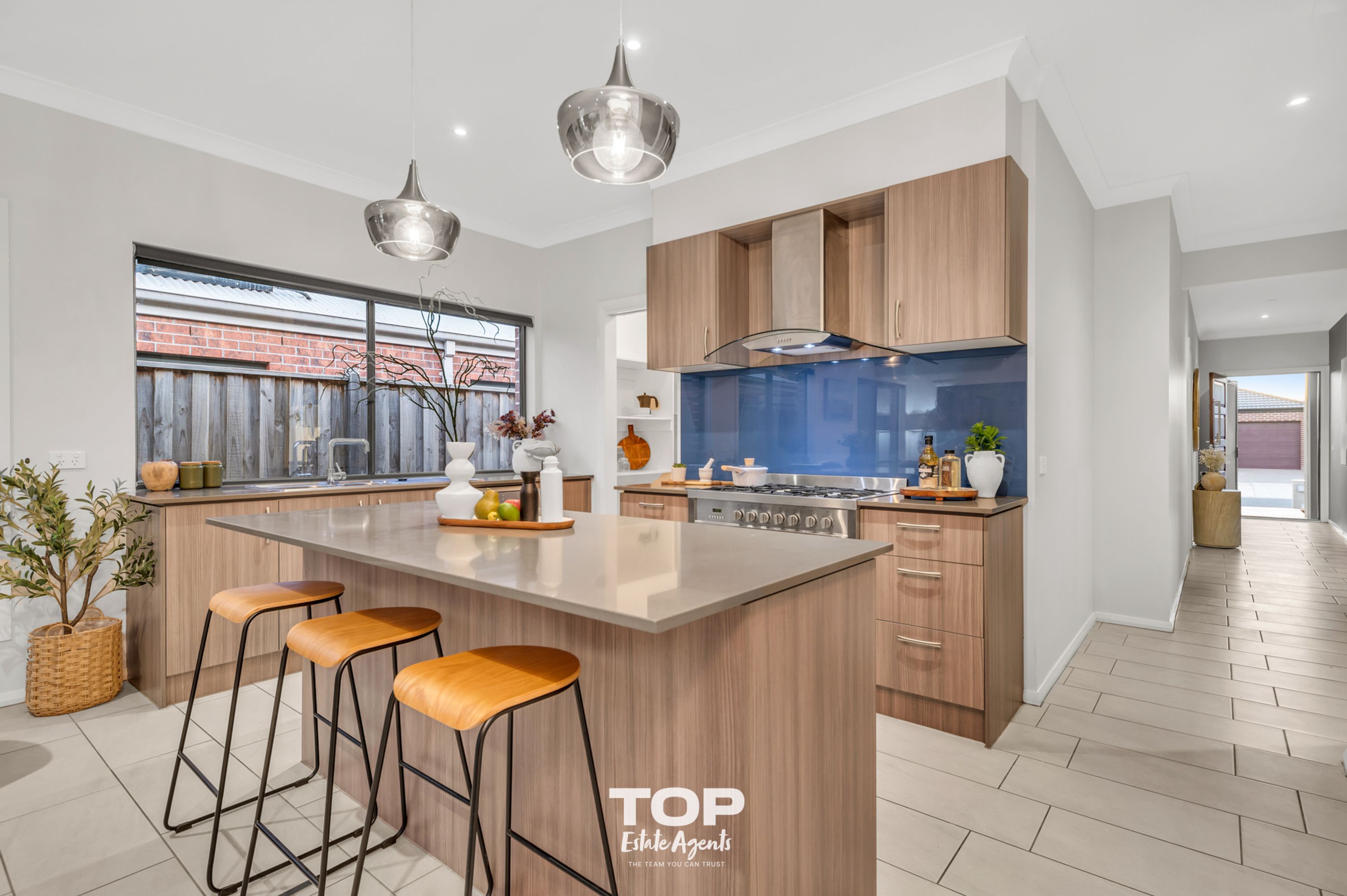 7 Janessa Drive, Clyde North - Thumbnail 7