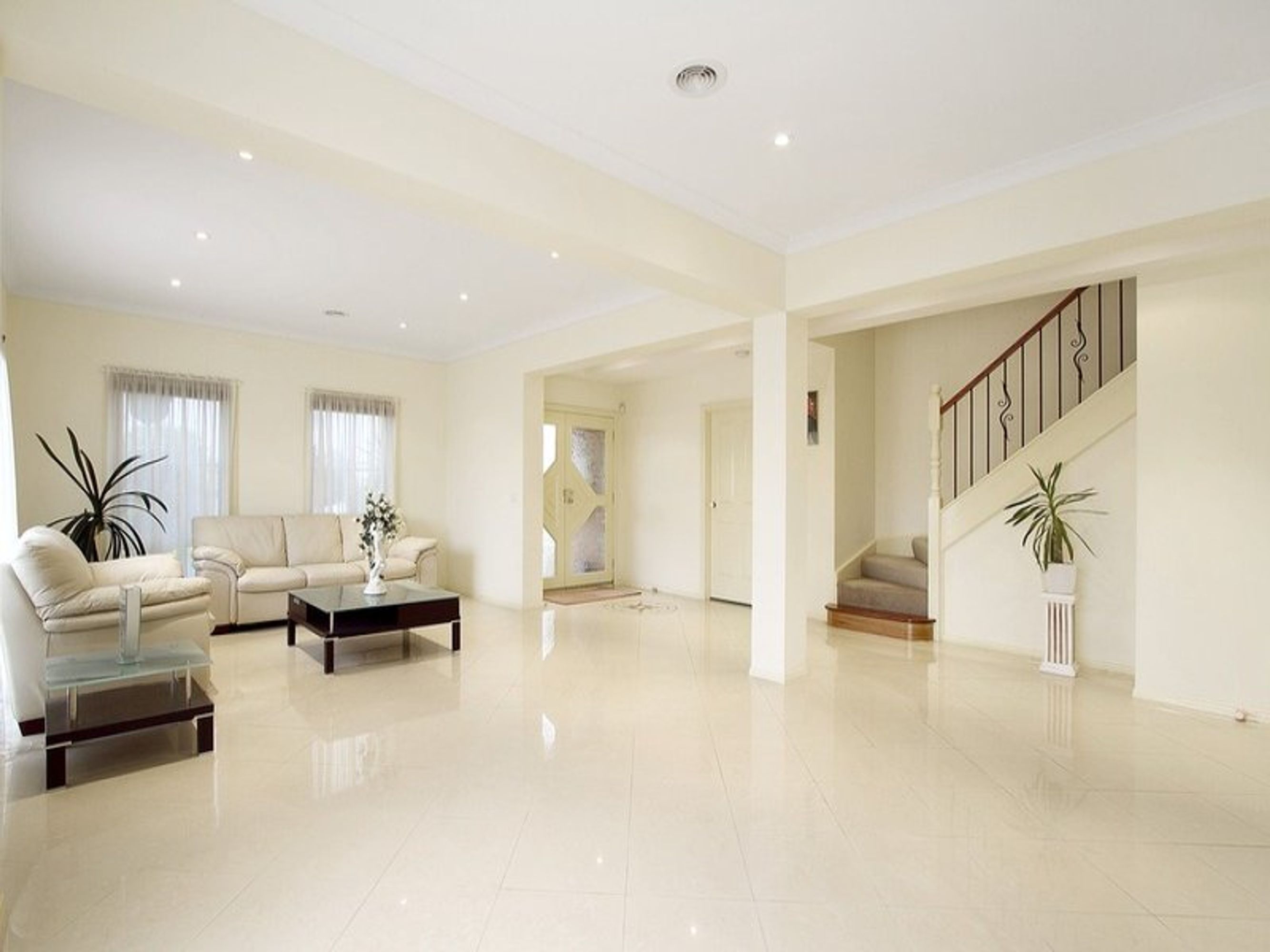 2 Davis Way, Springvale - Thumbnail 2