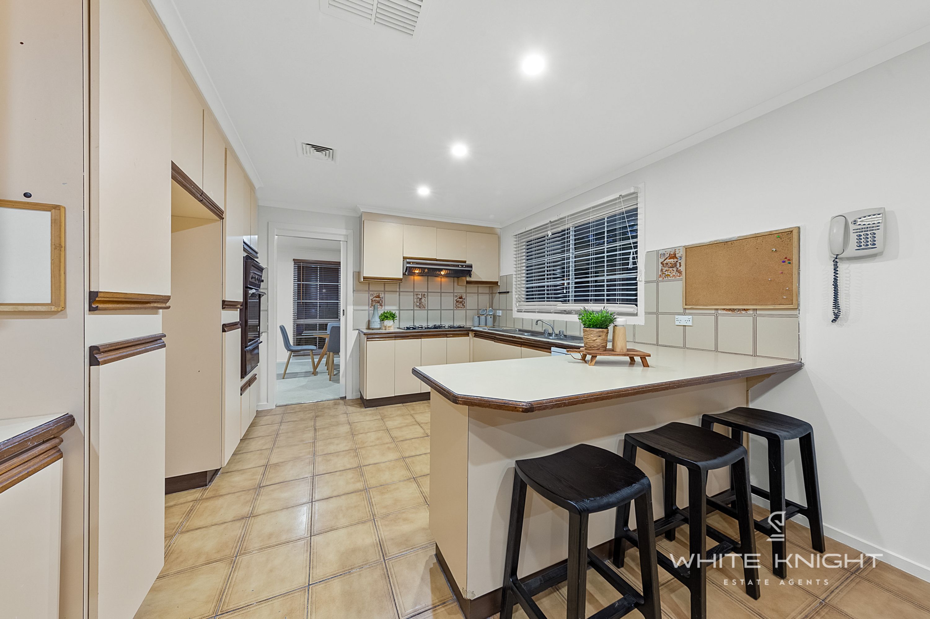 86 Odessa Avenue, Keilor Downs VIC 3038, Keilor Downs - Thumbnail 3