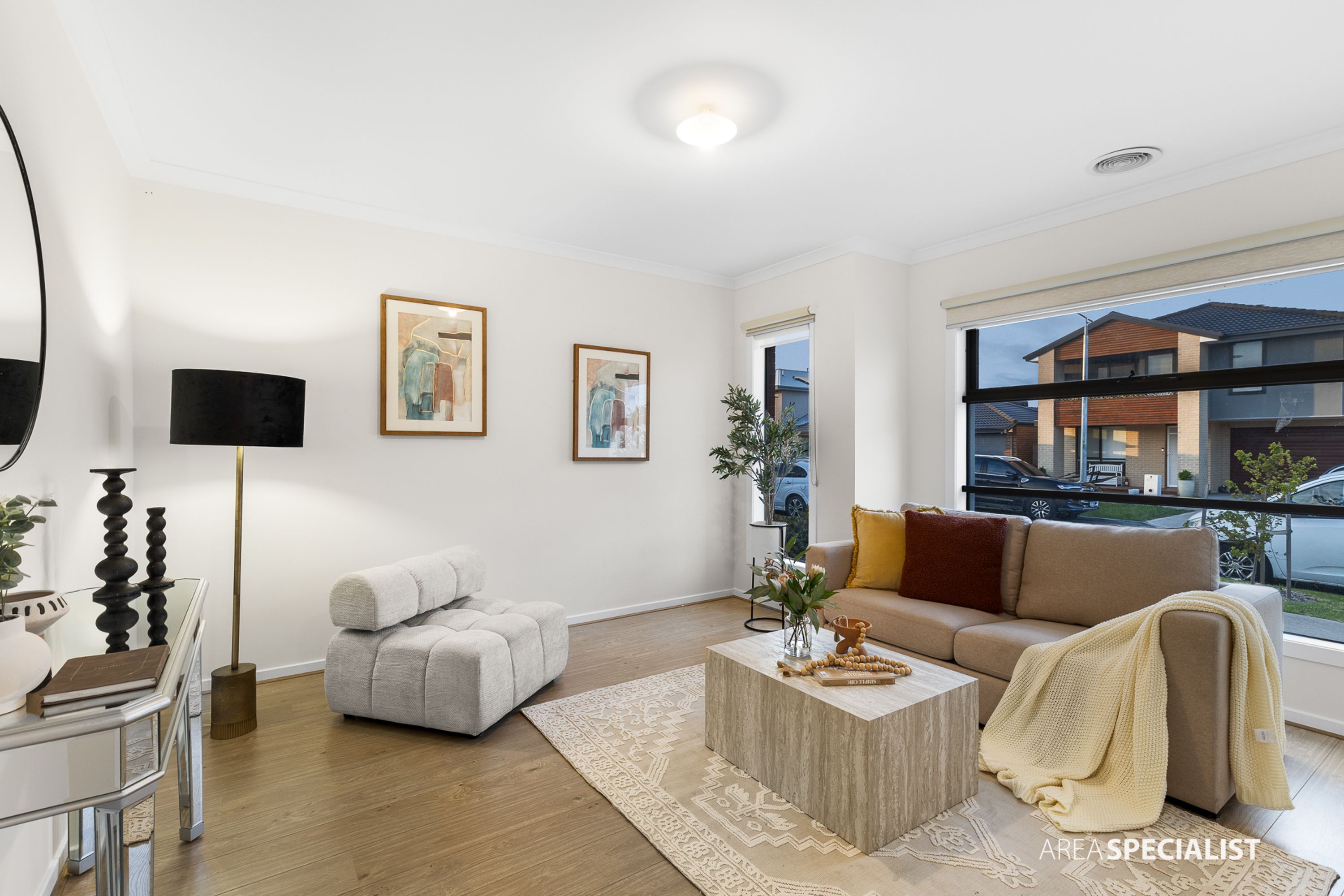 10 Haniper Grove, Werribee, Werribee - Thumbnail 4
