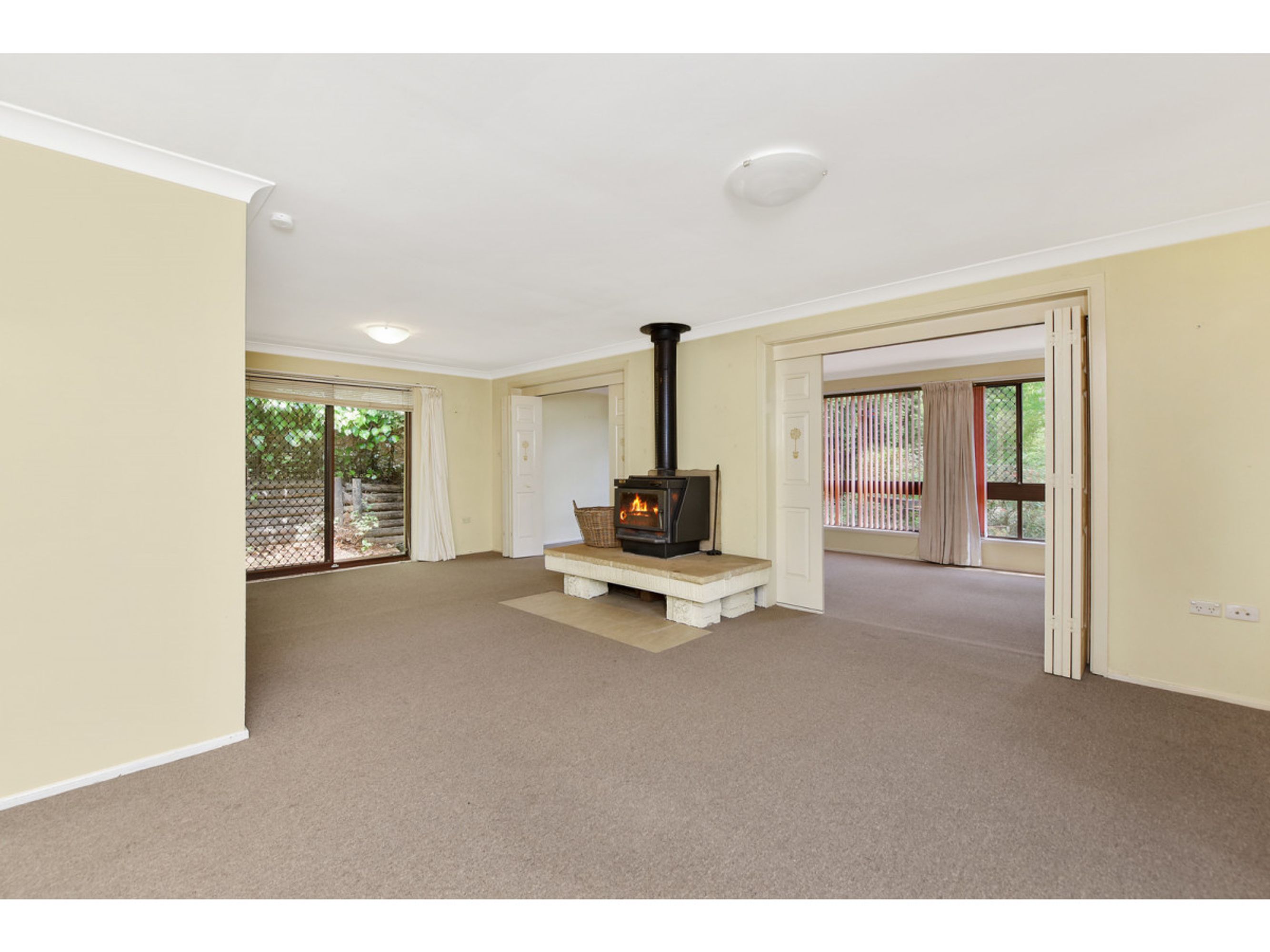 94 Craigend Street, Leura - Thumbnail 2