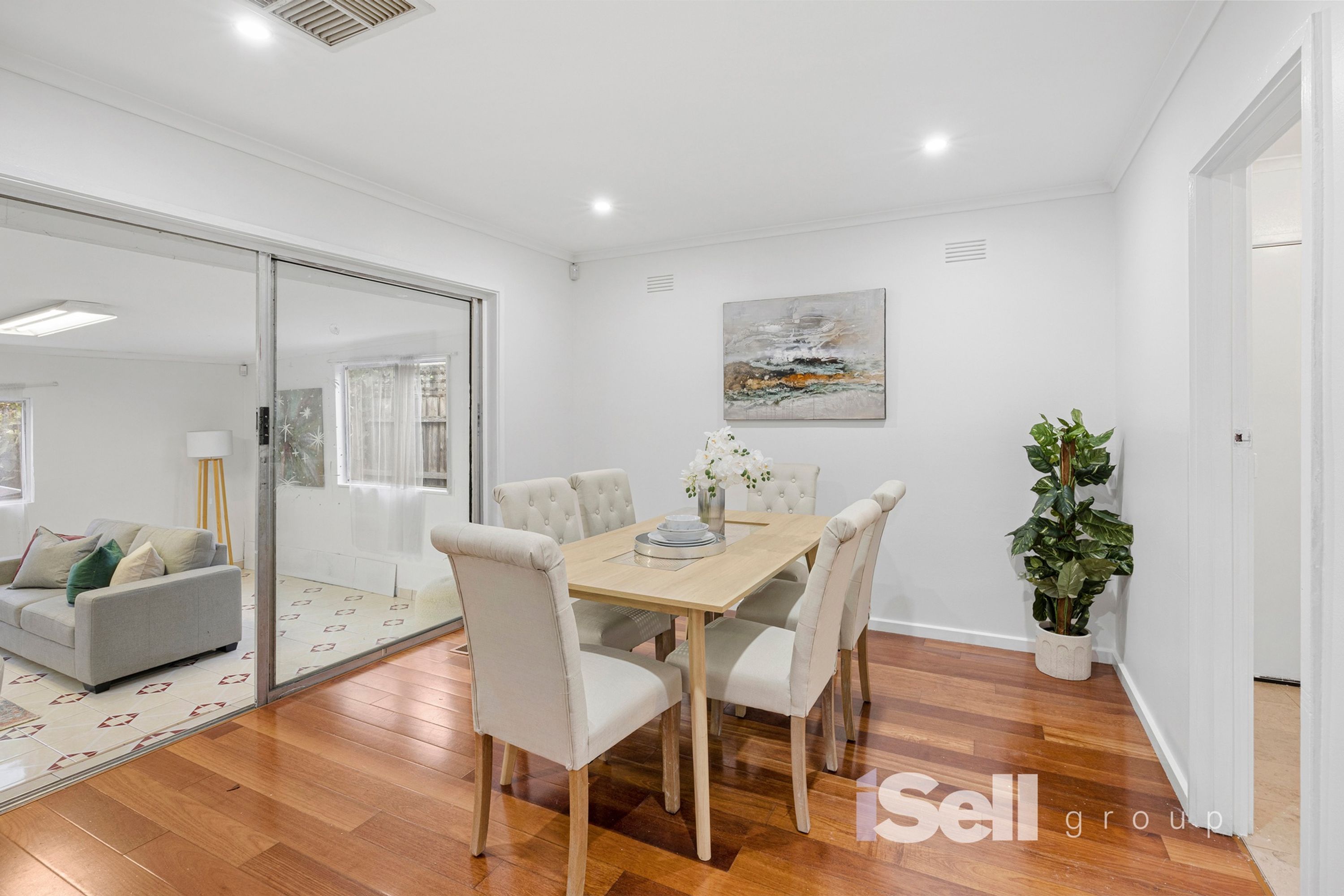 1 Ealing Crescent, Springvale South - Thumbnail 7