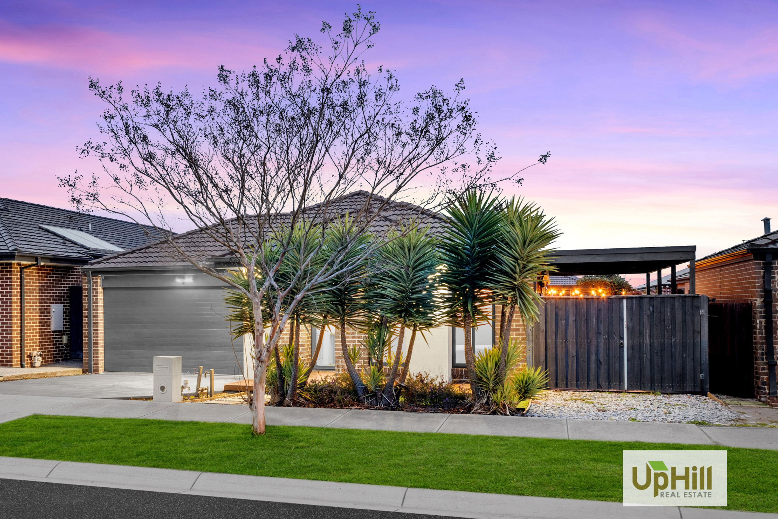 14 Craddock Drive, Clyde North - Thumbnail 2