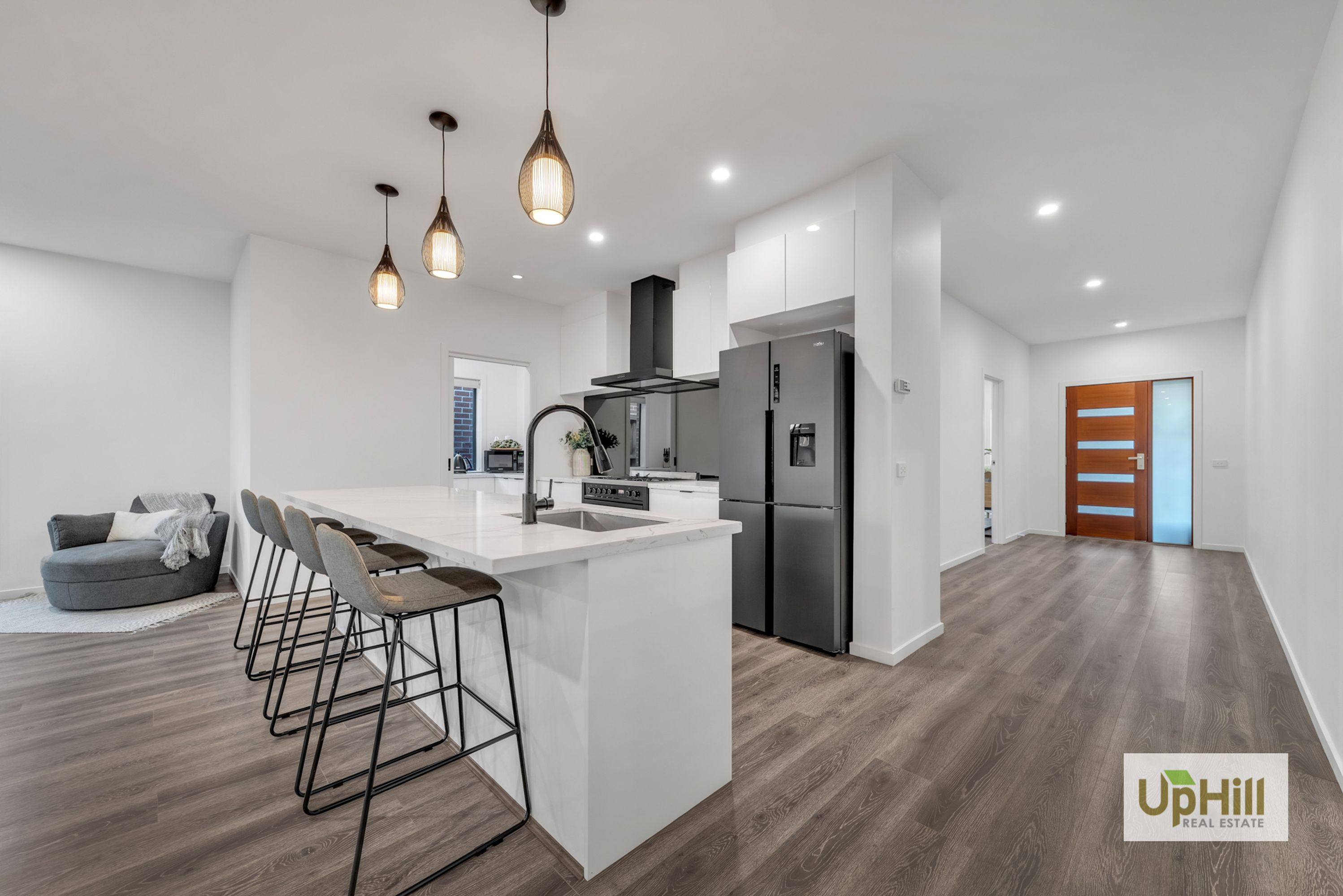 13 Vermillion Drive, Clyde North - Thumbnail 7