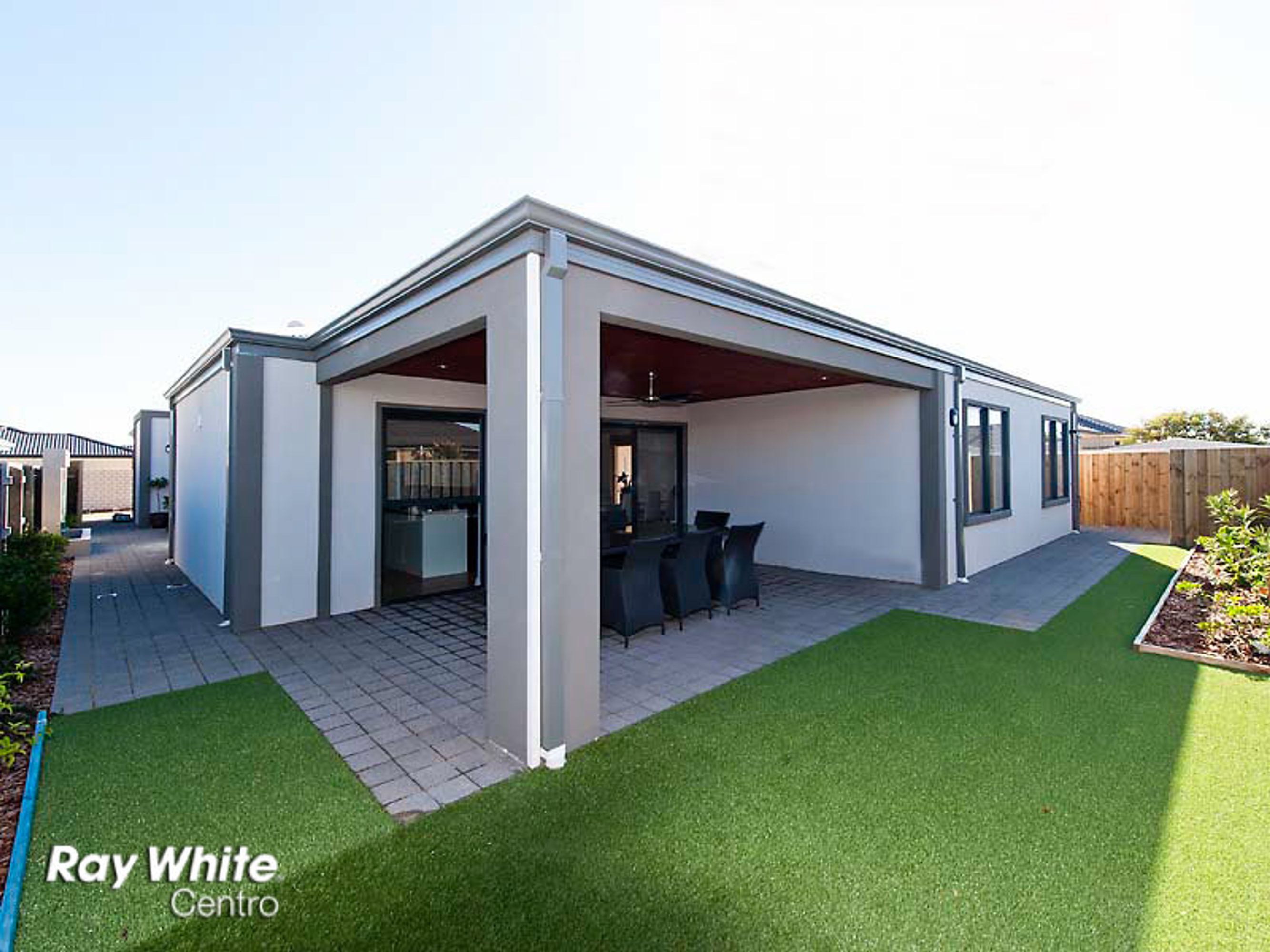 47 Marsdenia Road, Halls Head, WA 6210, Halls Head - Thumbnail 5