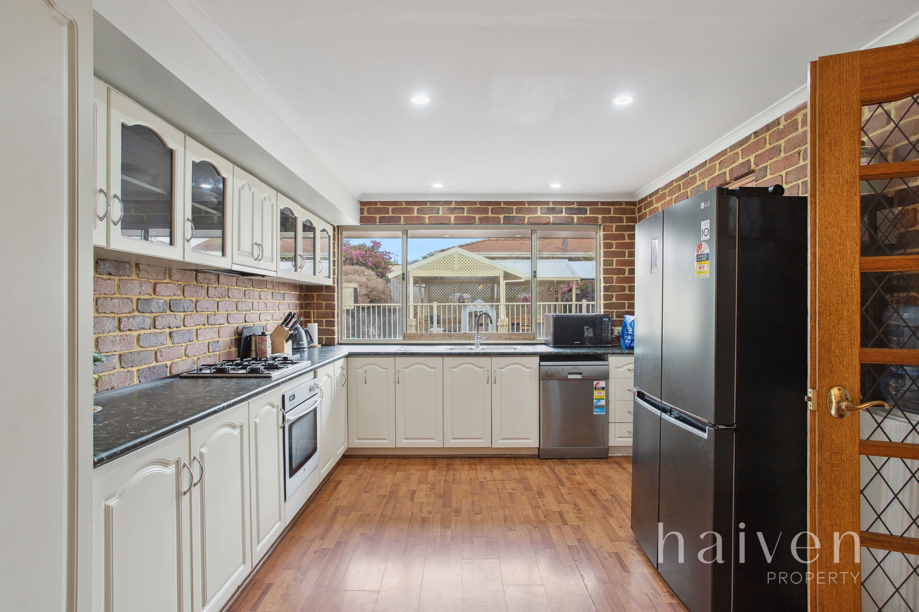 35 St Lawrence Drive, Beechboro - Thumbnail 5