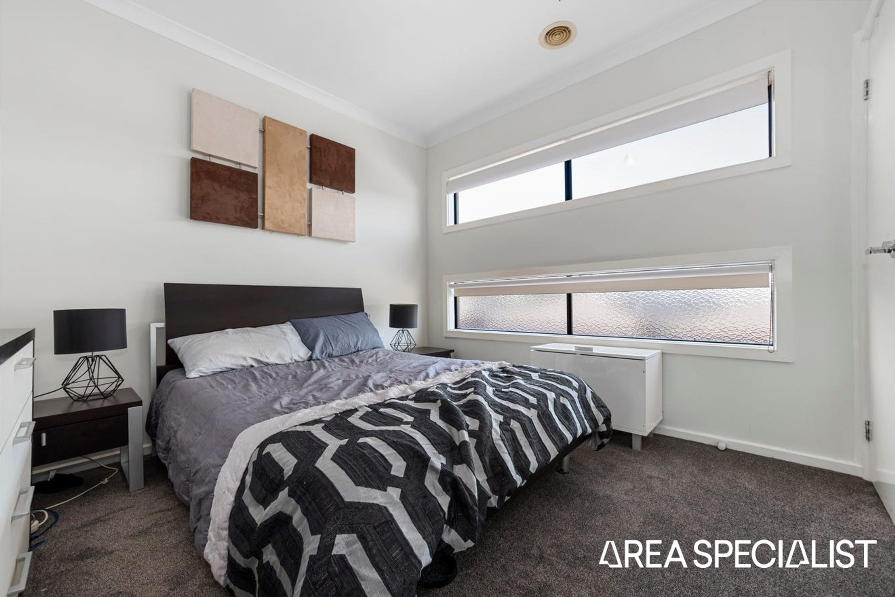 64 Cunningham Chase, Burnside Heights, Burnside Heights - Thumbnail 8