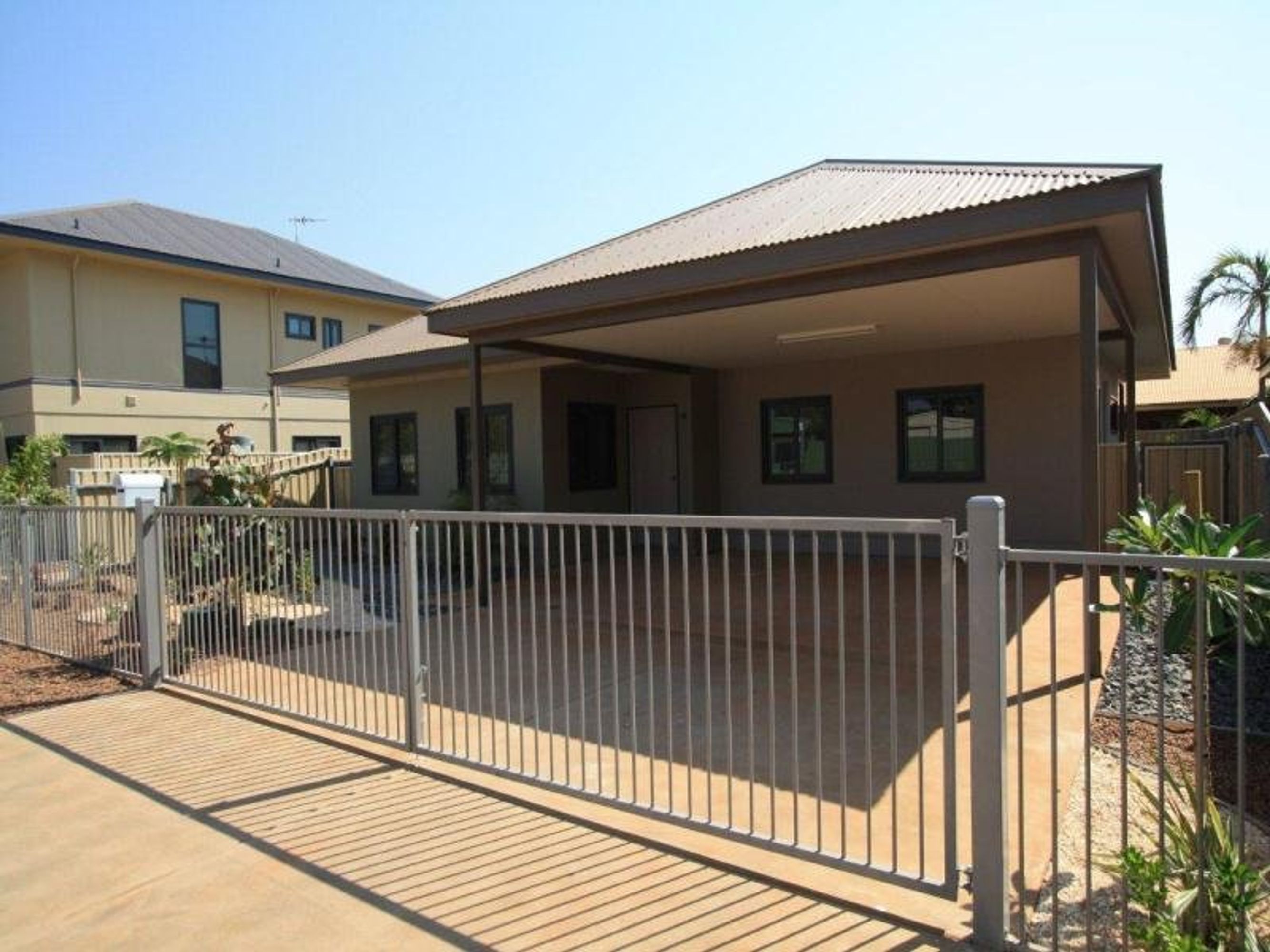 2/28 Somerset Crescent, South Hedland, South Hedland - Thumbnail 2