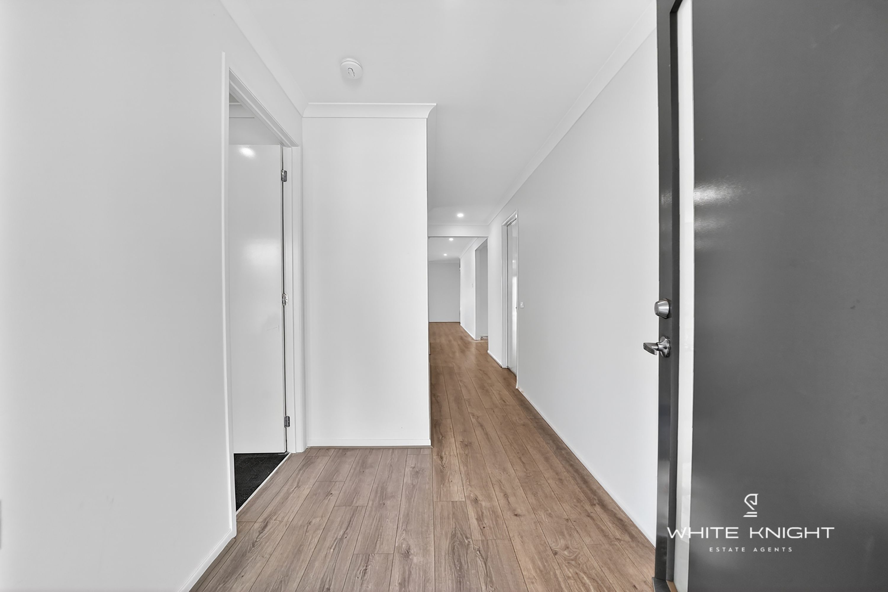 47 Lorikeet Circuit, Rockbank VIC 3335, Rockbank - Thumbnail 2