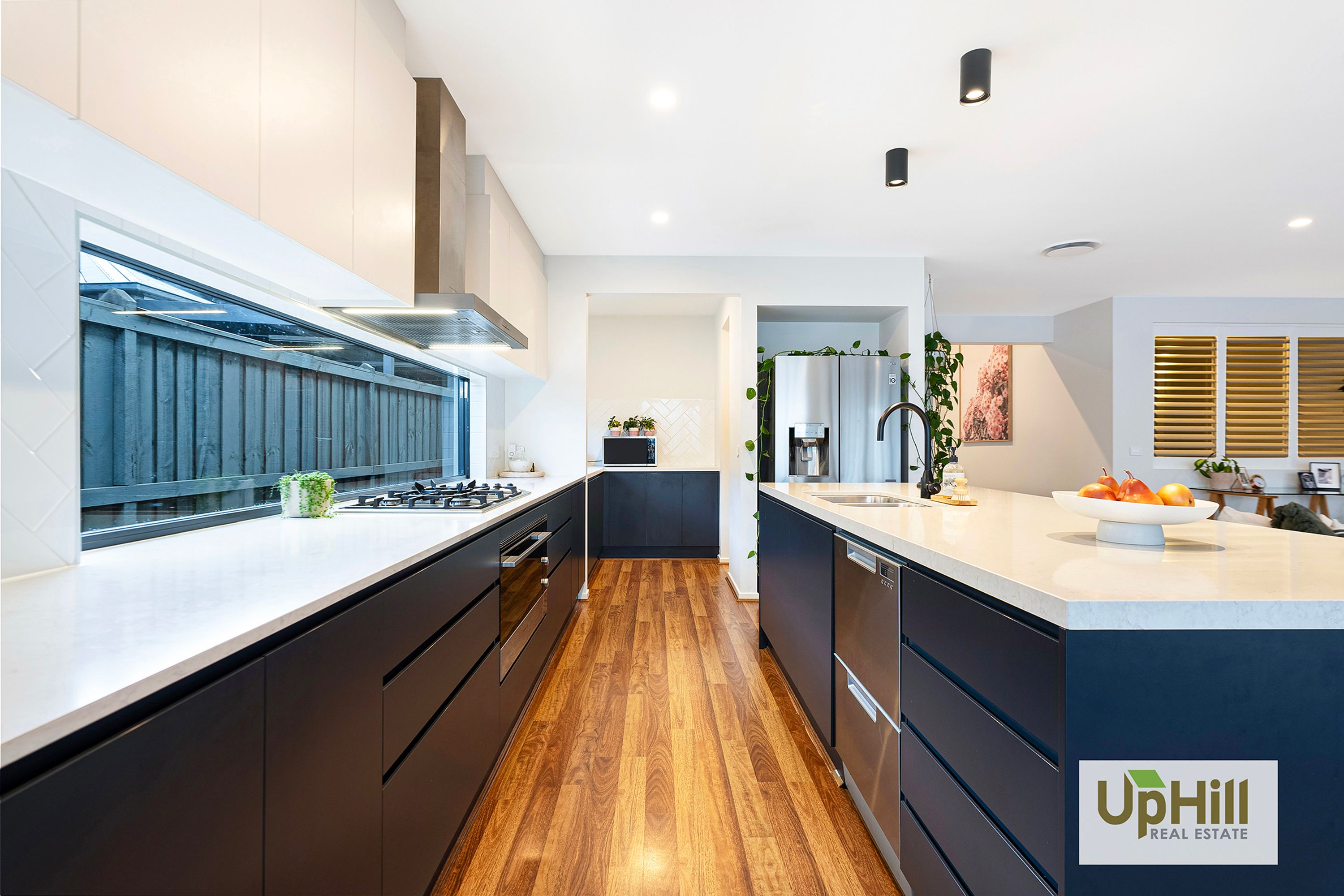 13 Picnic Avenue, Clyde North - Thumbnail 8