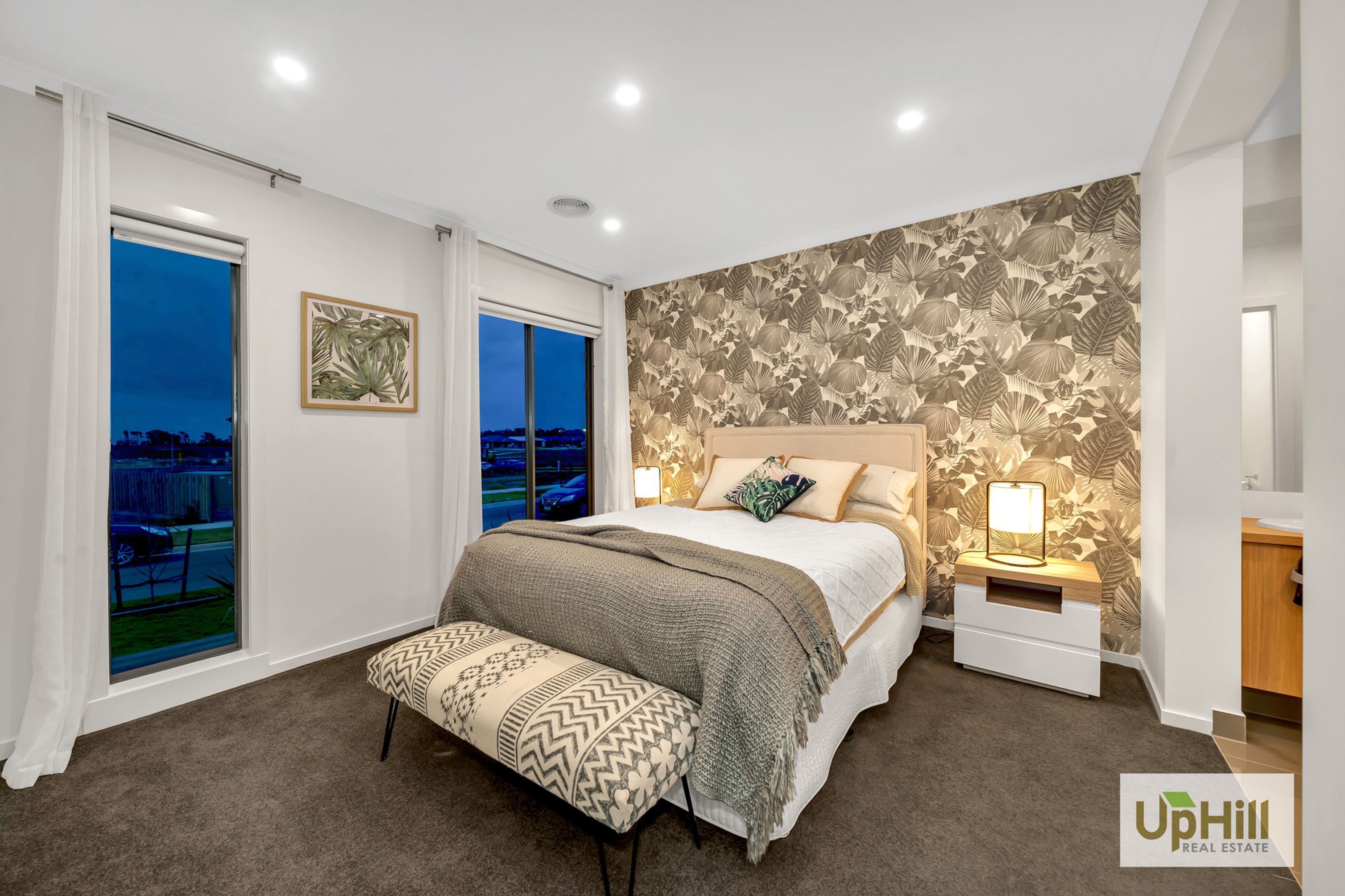 5 MEDITERRANEAN AVENUE, Clyde - Thumbnail 3