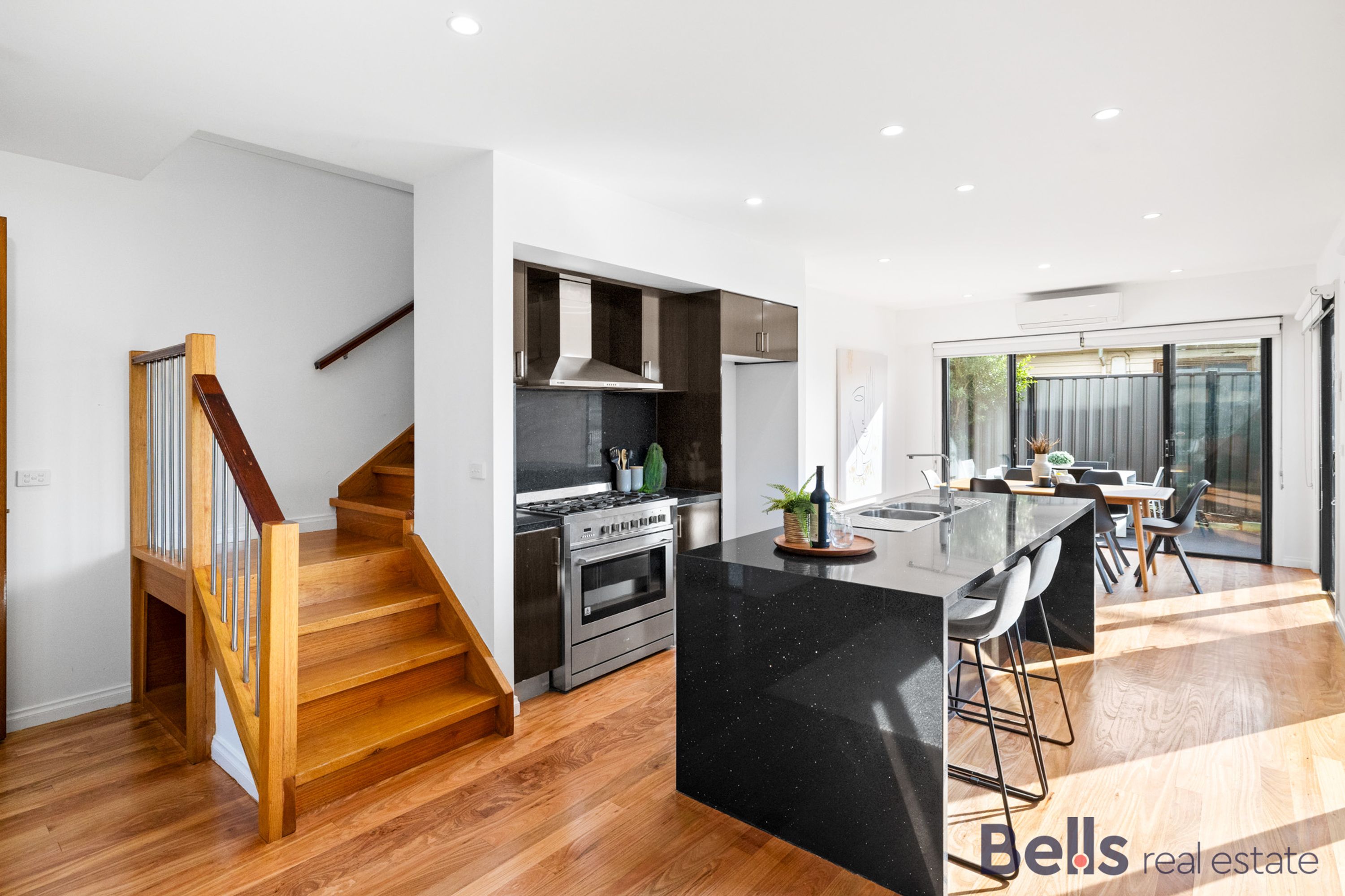 56 Suffolk Road, Sunshine North, VIC 3020, Sunshine North - Thumbnail 2