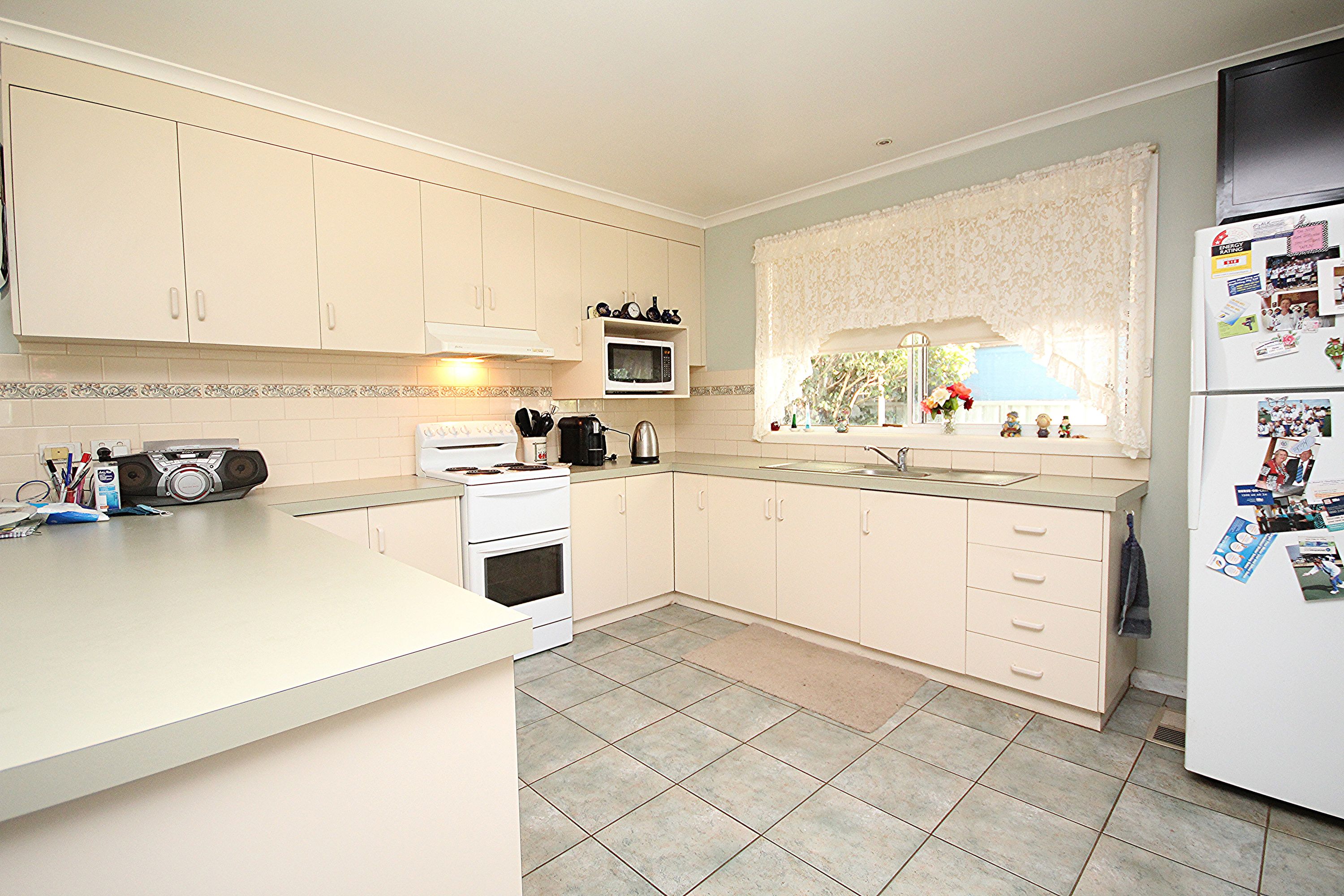 7 Johnson Street, Horsham VIC 3400, Horsham - Thumbnail 2