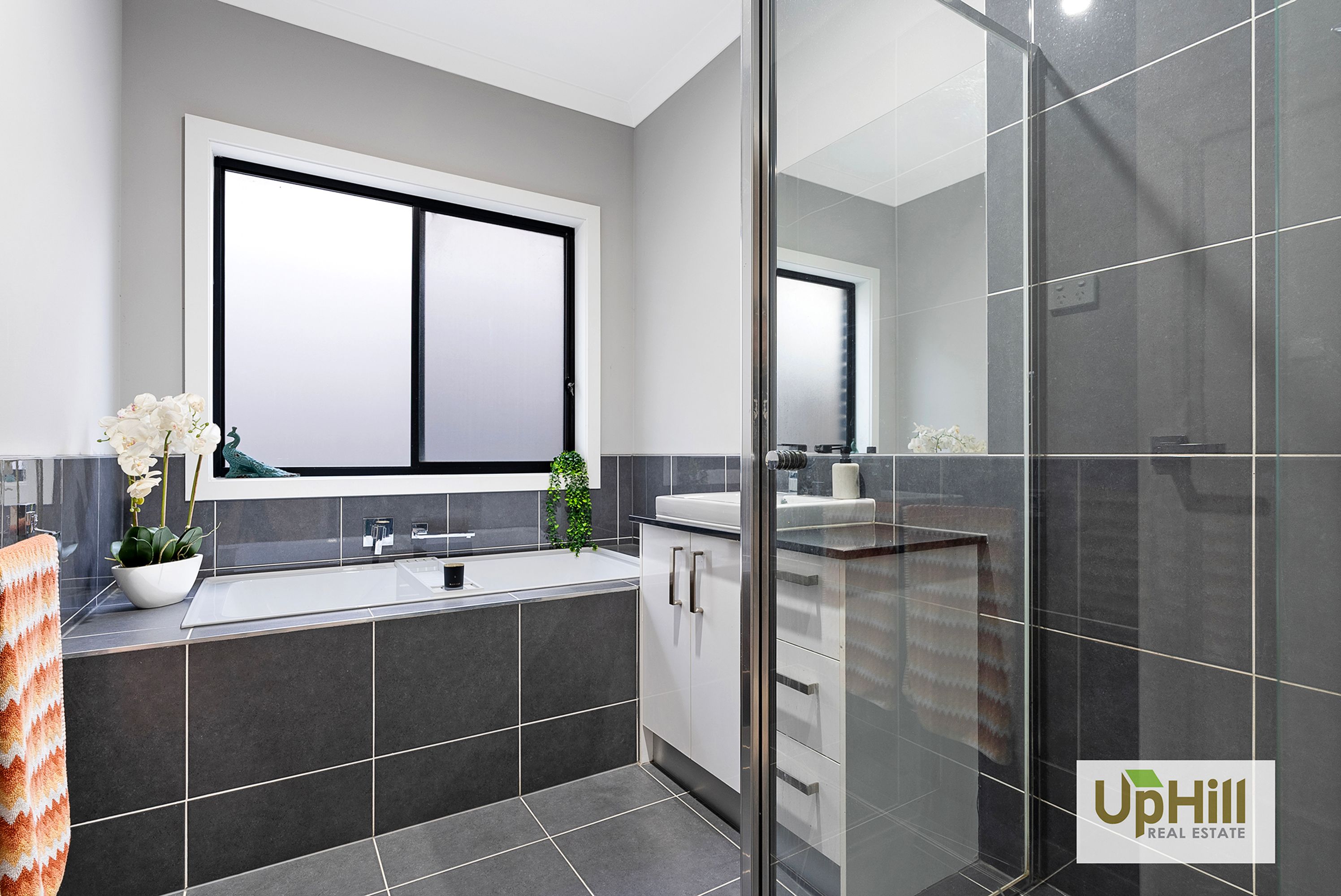 226 Heather Grove, Clyde North - Thumbnail 8