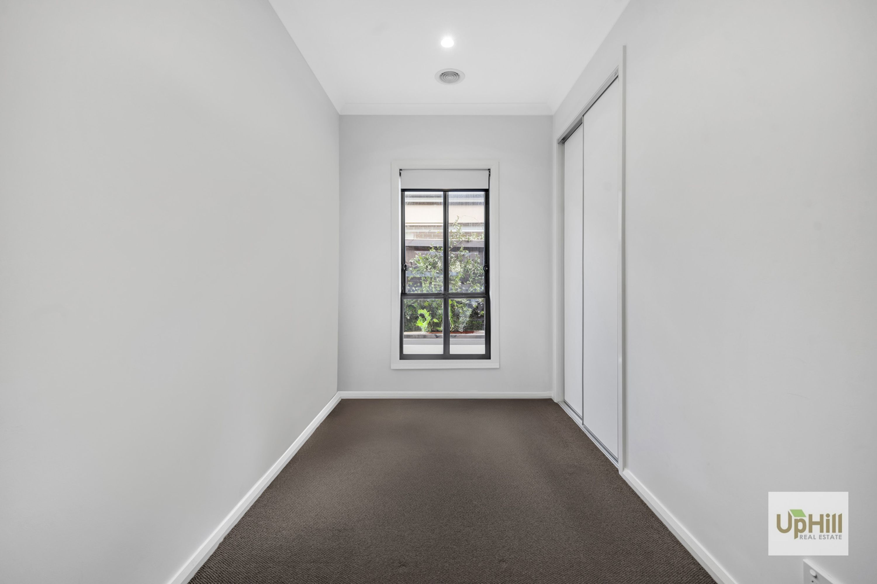 26 Barley Cres, Clyde North - Thumbnail 5