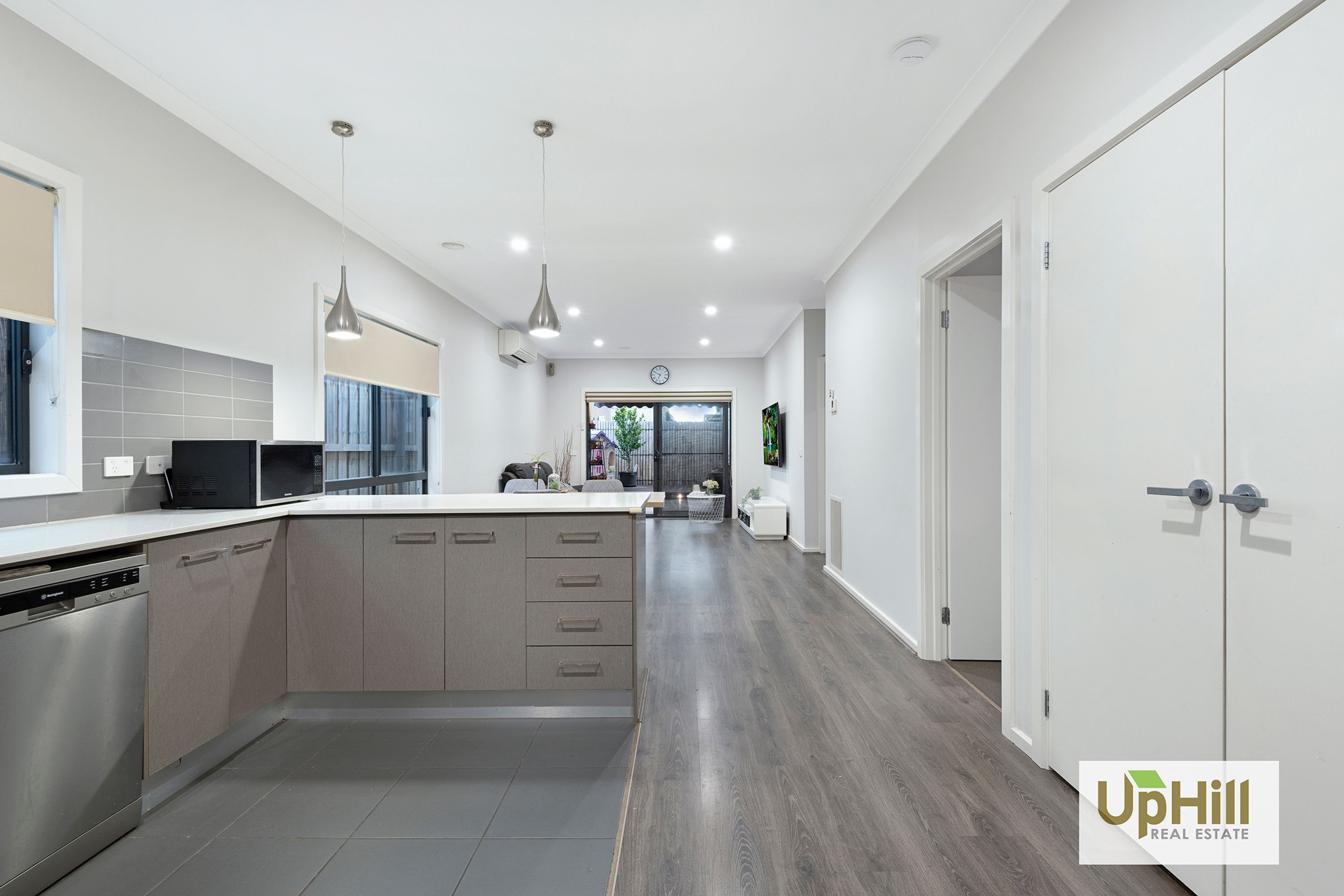 72 Cochin Drive, Clyde North - Thumbnail 6