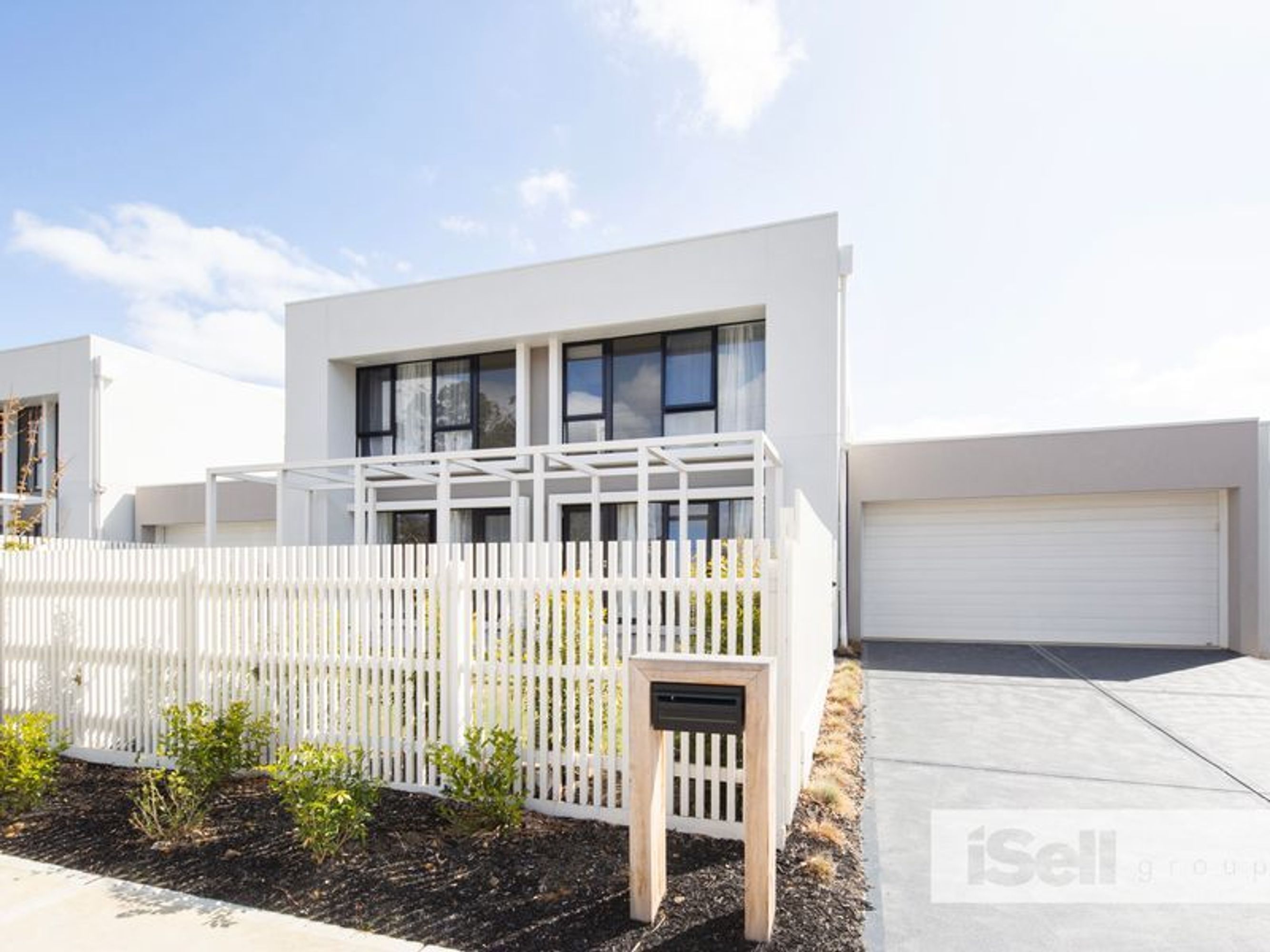 23 Villa Road, Springvale - Thumbnail 2