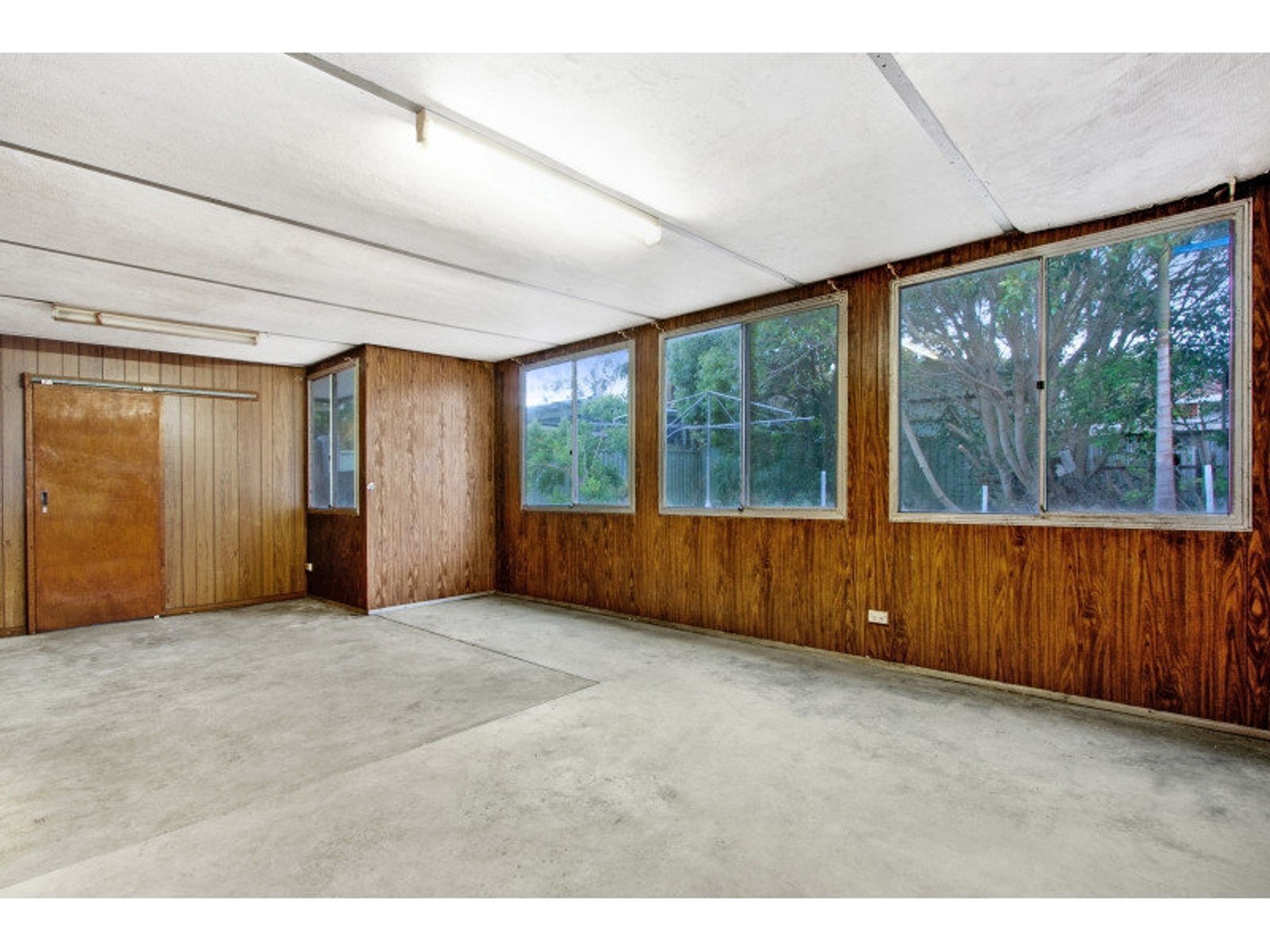 66 Clyde Avenue, Moorebank, Moorebank - Thumbnail 5