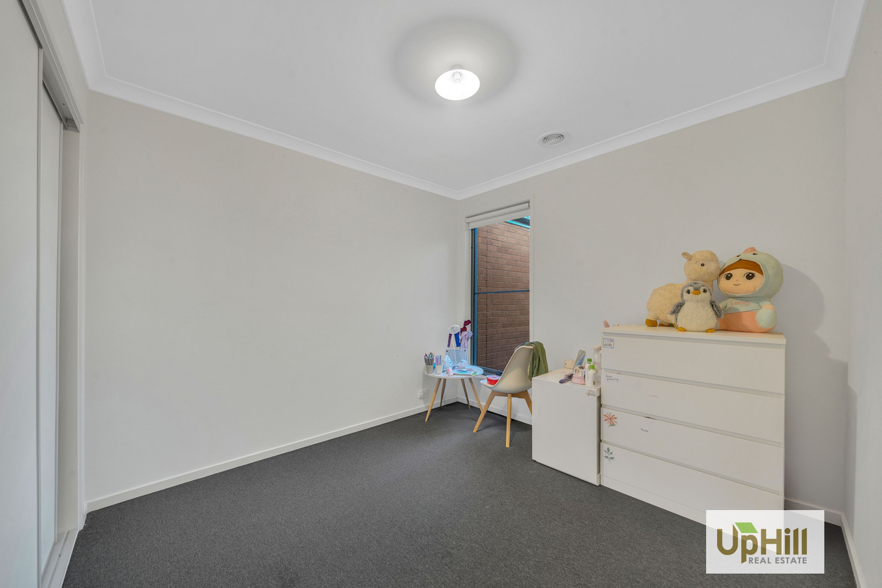 11A Thoroughbred Drive, Clyde North - Thumbnail 4