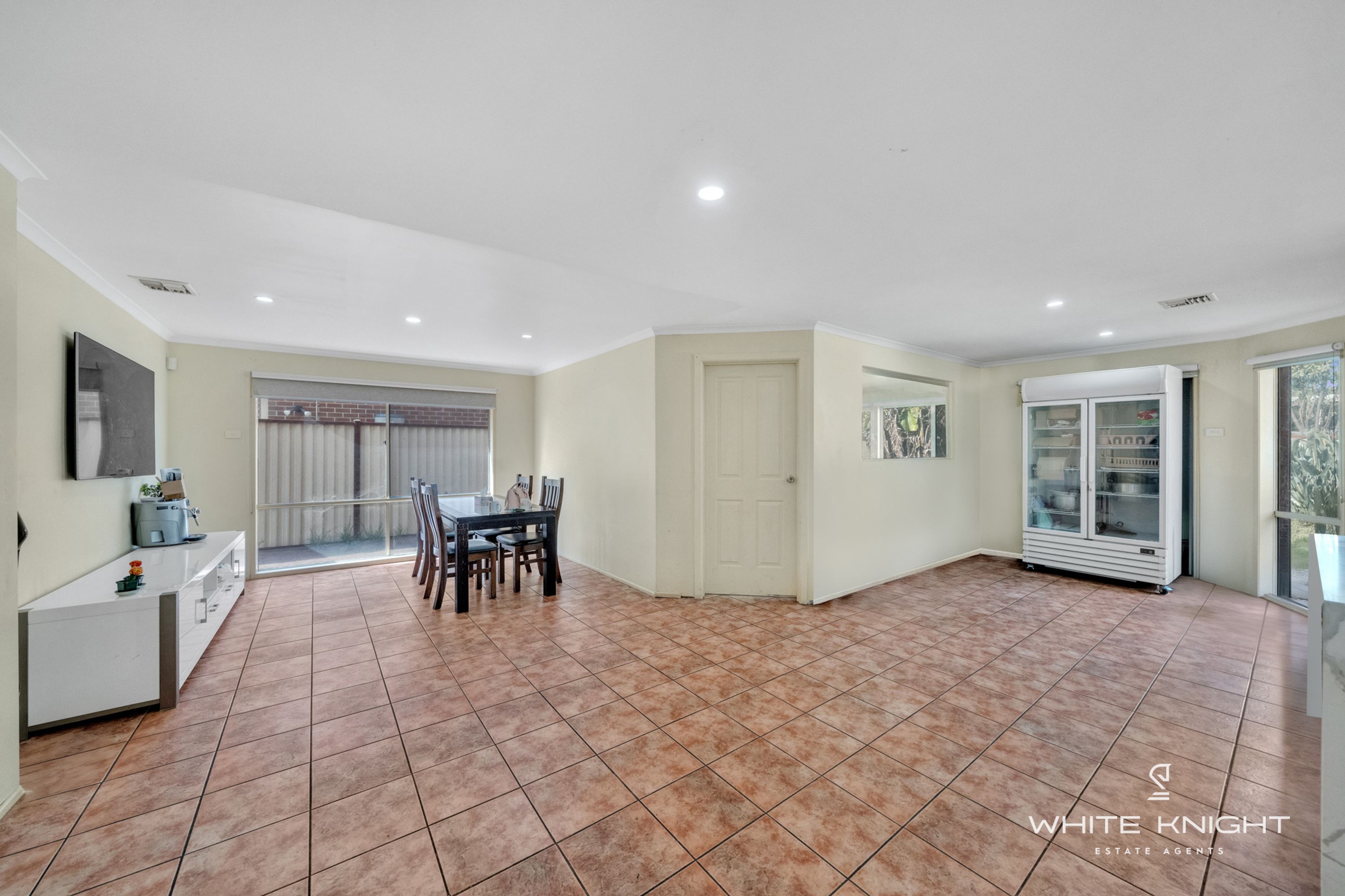 38 Furlong Road, Cairnlea VIC 3023, Cairnlea - Thumbnail 3