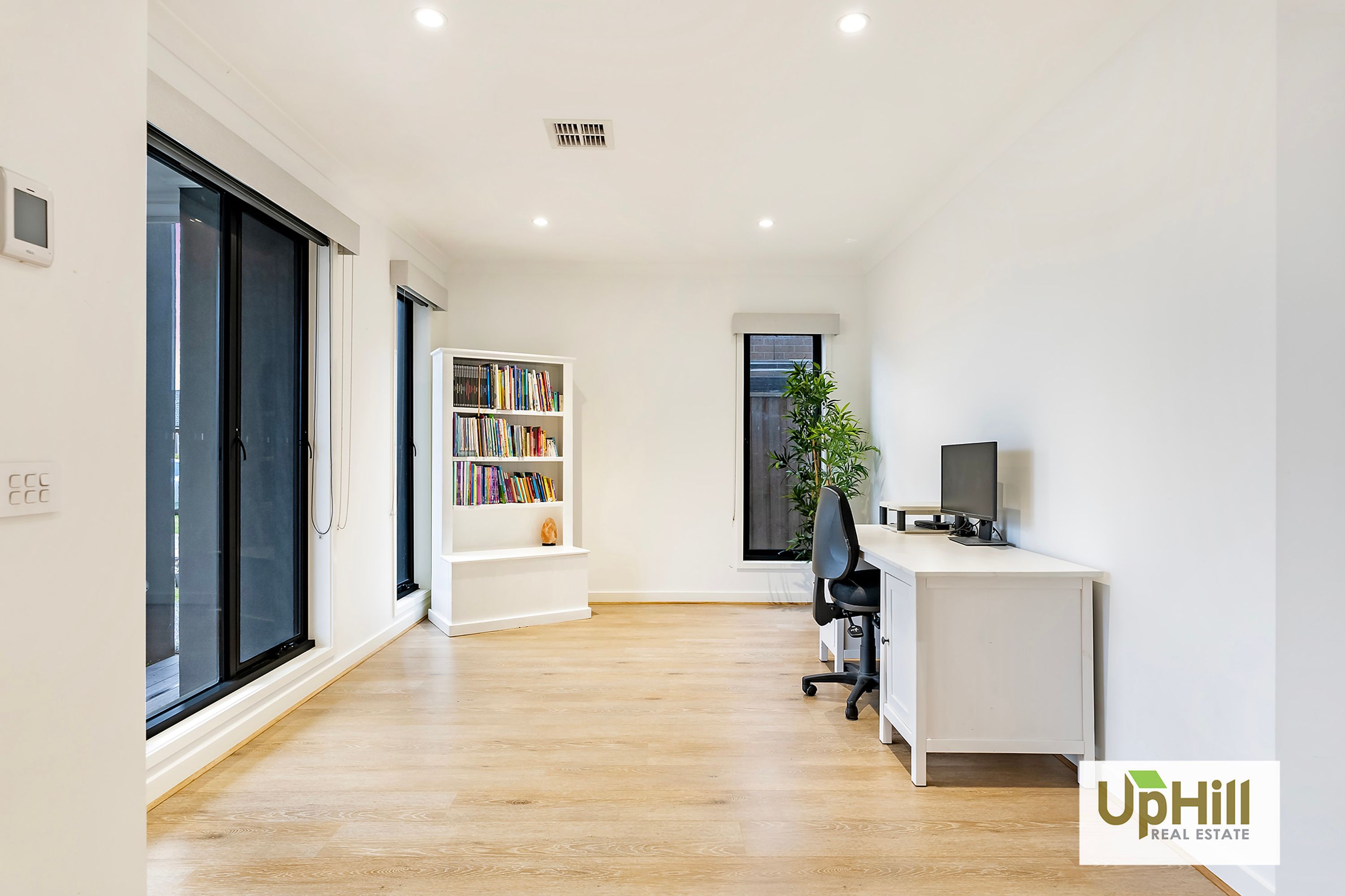 15 Emery Drive, Clyde North - Thumbnail 3