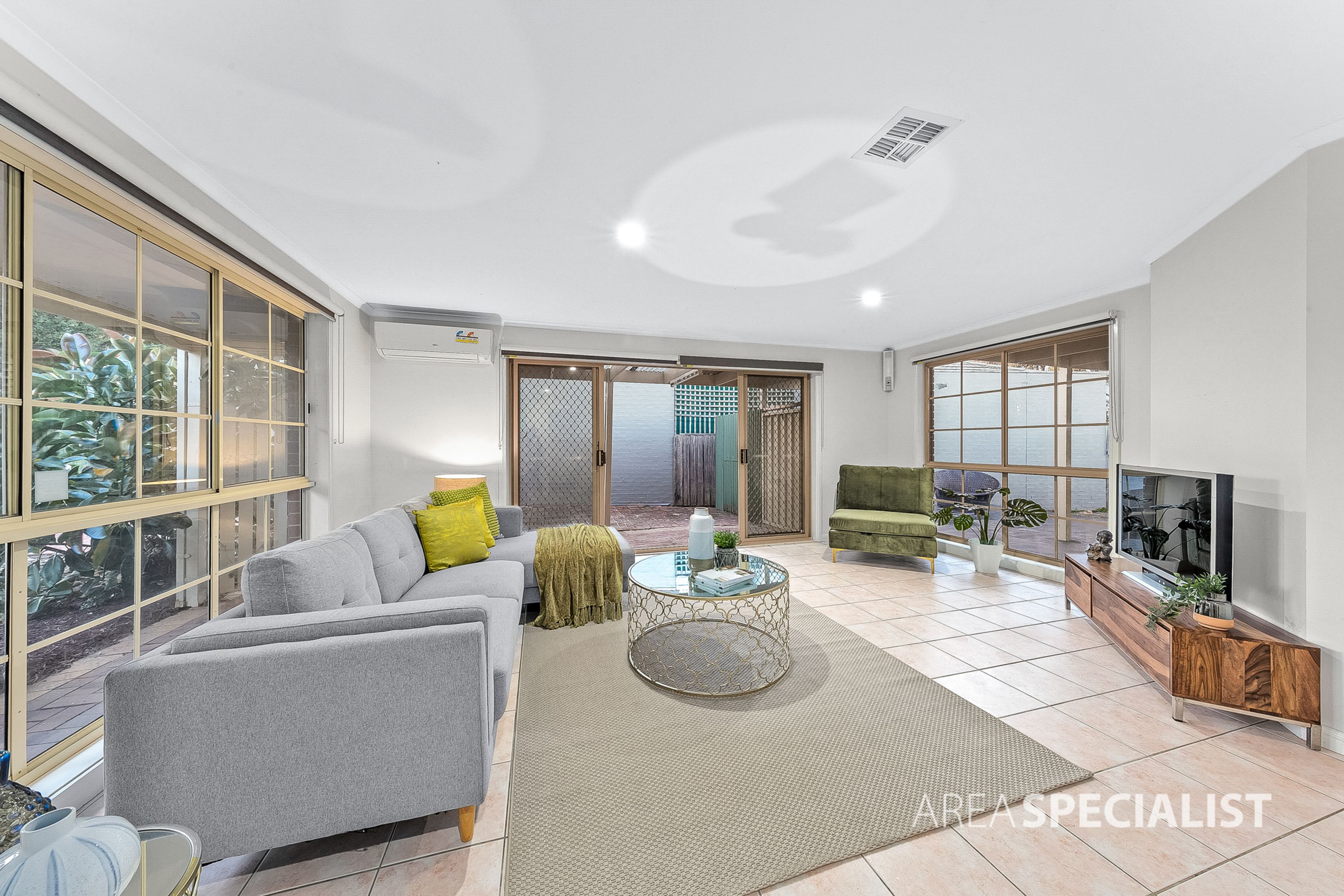 17 Thistle Court, Delahey VIC 3037, Delahey - Thumbnail 3