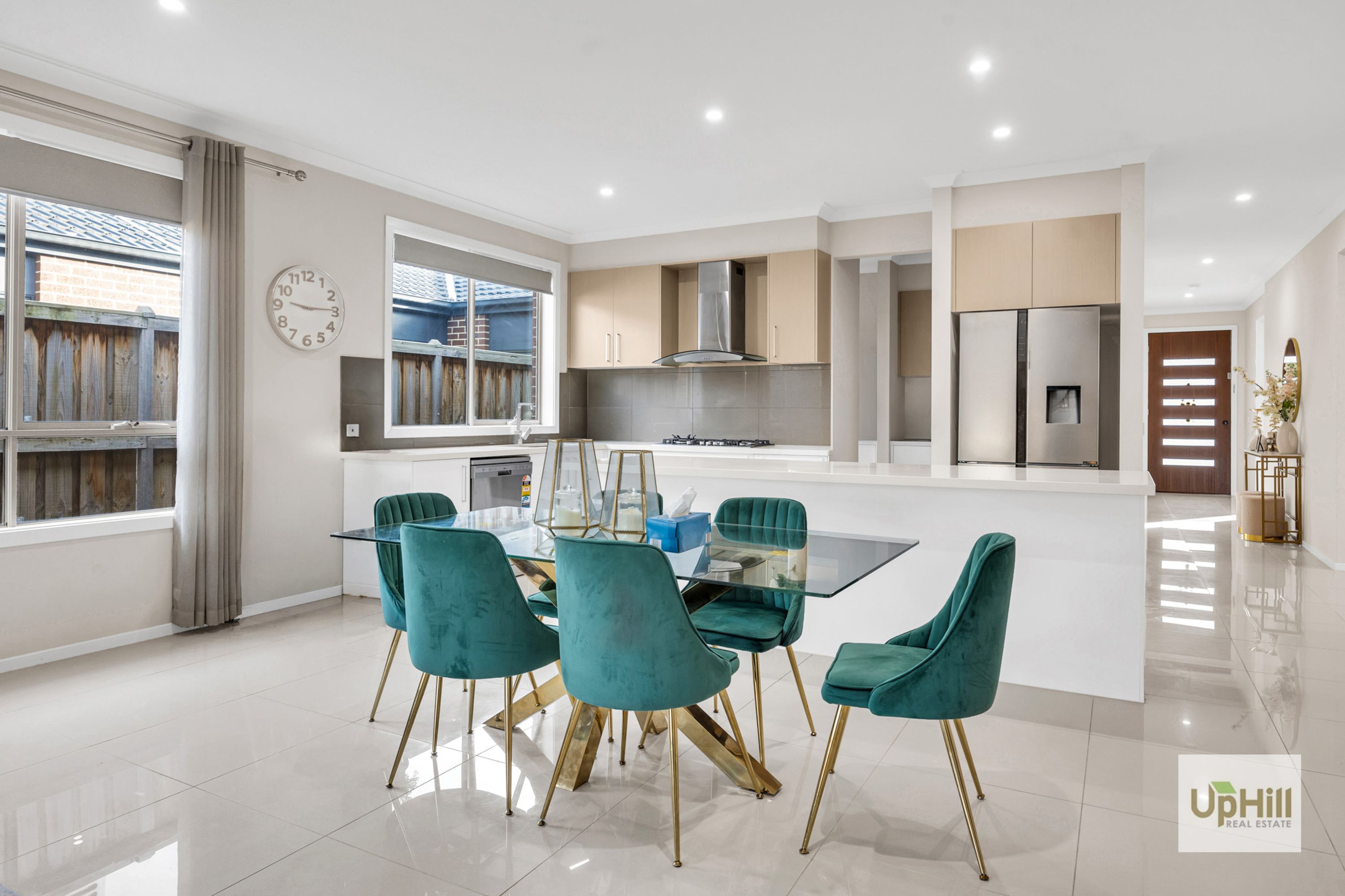 8 Corroborree street, Clyde North - Thumbnail 6