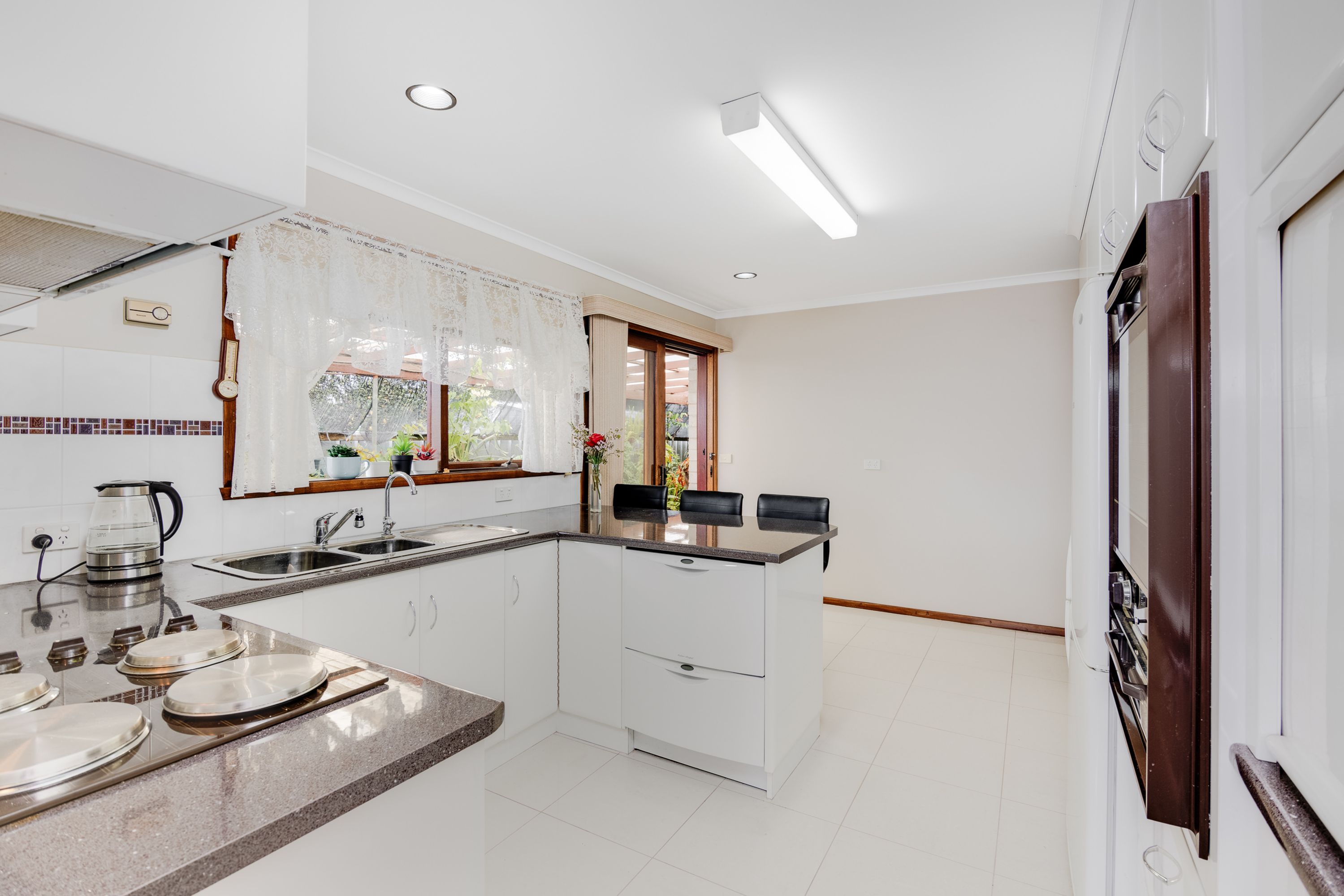 1 Schwarz Avenue, Horsham VIC 3400, Horsham - Thumbnail 2