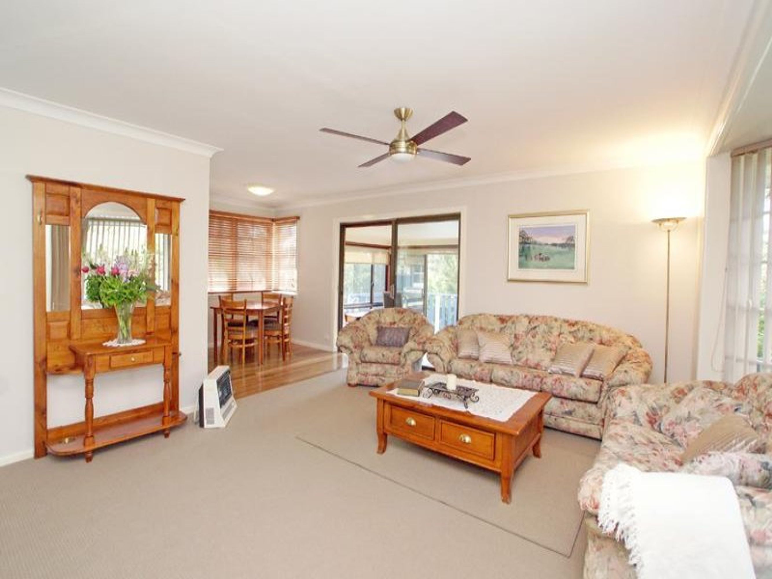 115 Garnet Rd, Gymea, Sylvania - Thumbnail 4
