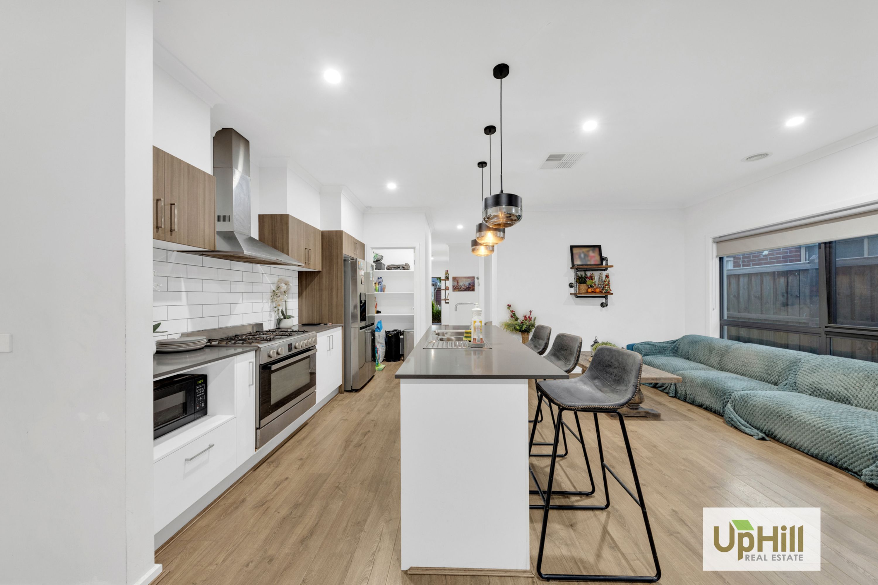 19 Affleck Street, Cranbourne East - Thumbnail 8