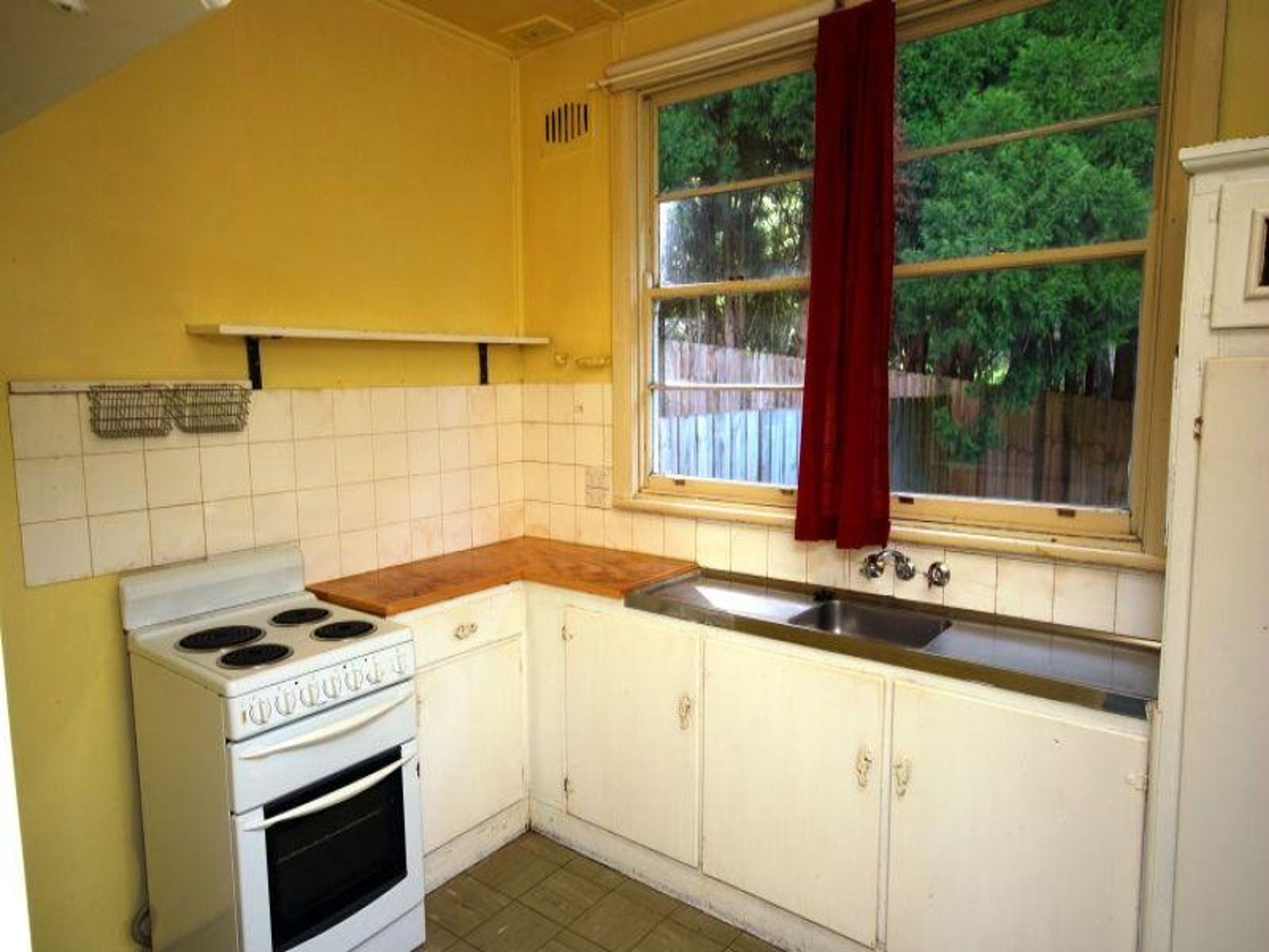 2/47 Station St, Katoomba - Thumbnail 3