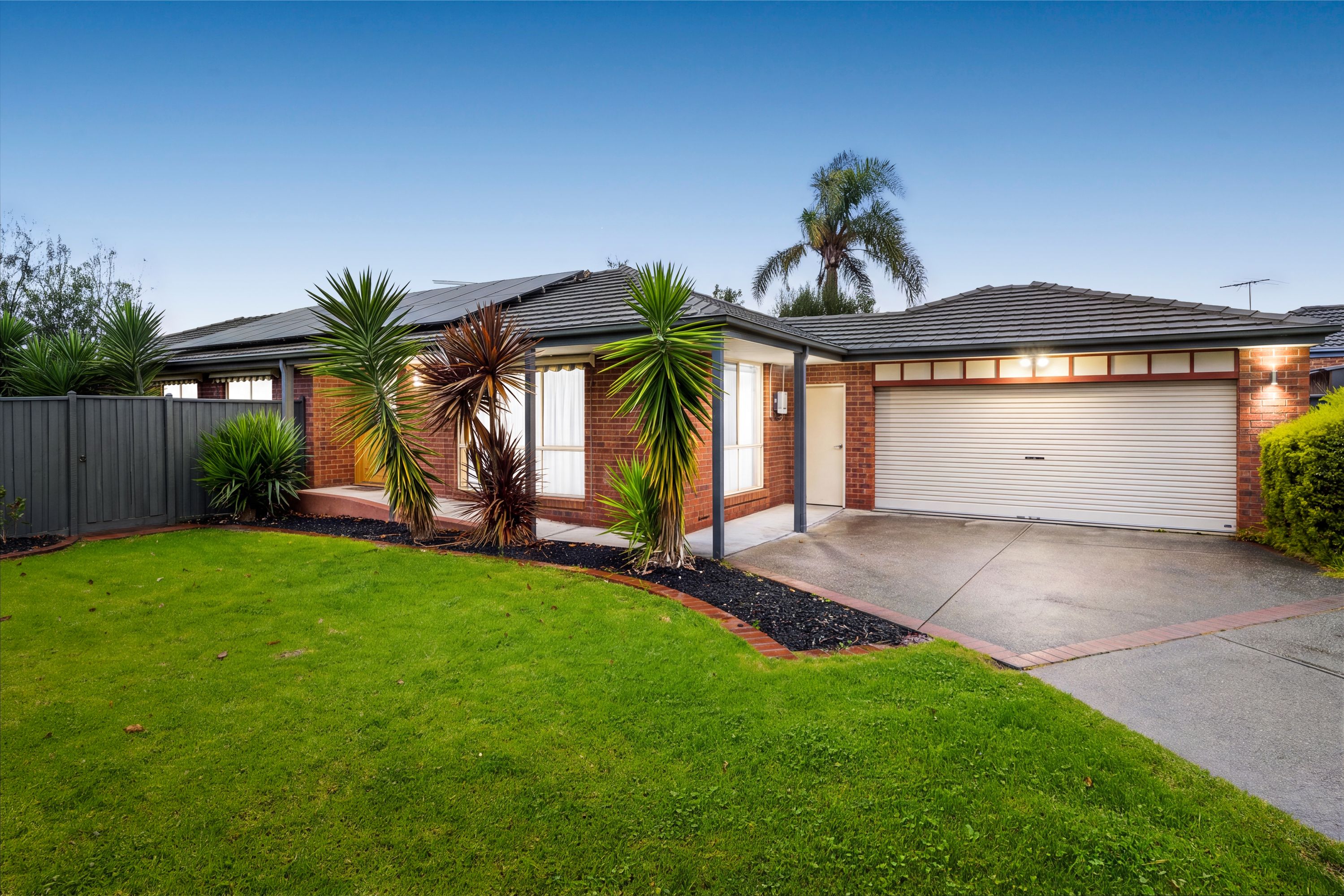 26 Castricum Place, Ferntree Gully, Ferntree Gully - Image 1