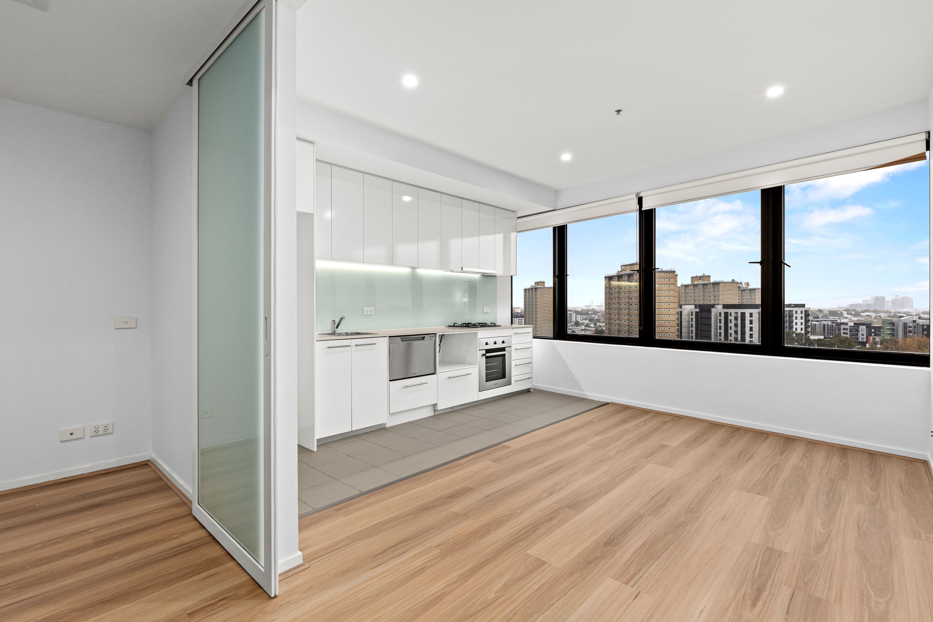 1218/18 Mount Alexander Road, Travancore - Image 1