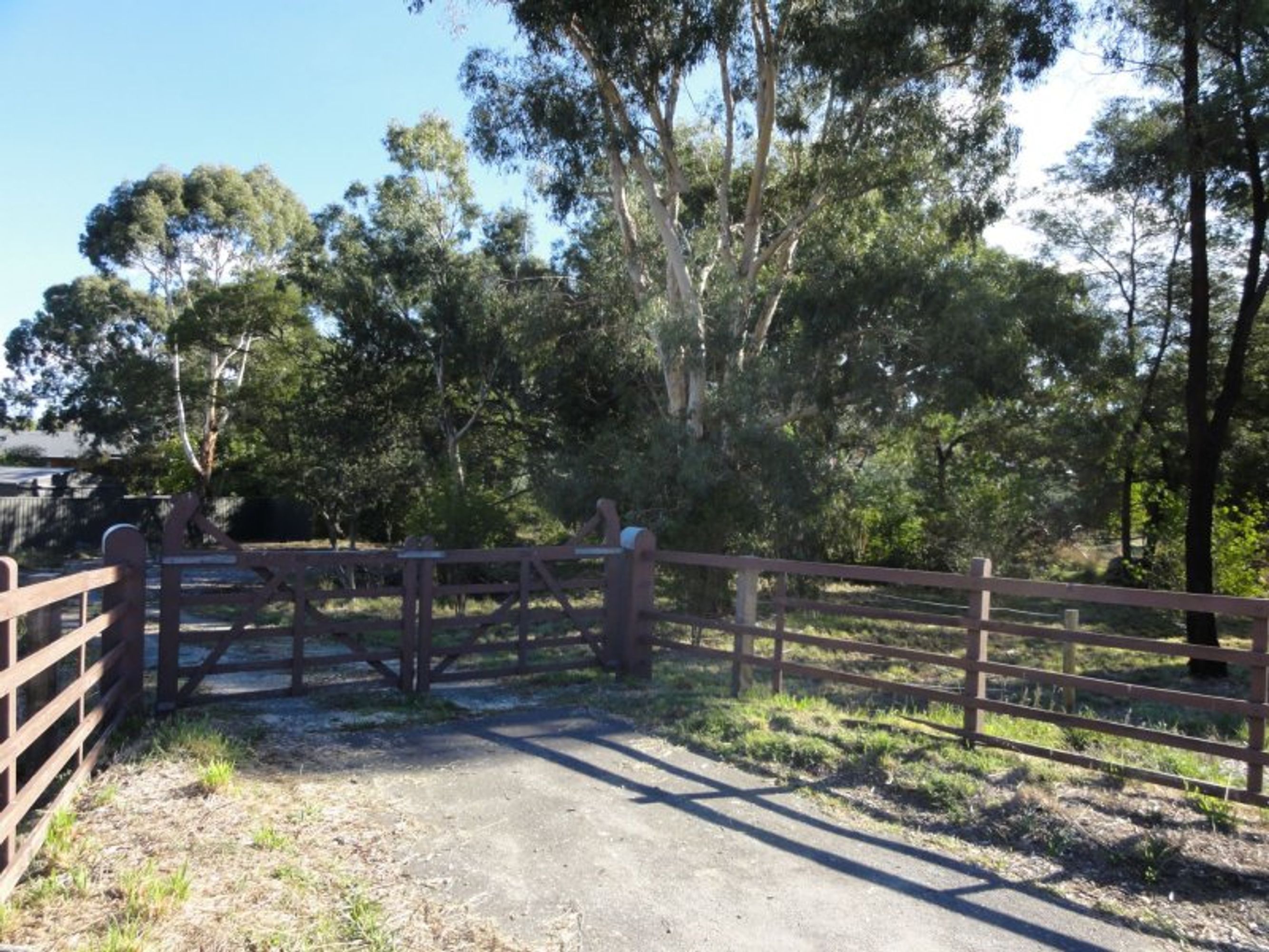 403 Forbidden, Nairne - Thumbnail 2