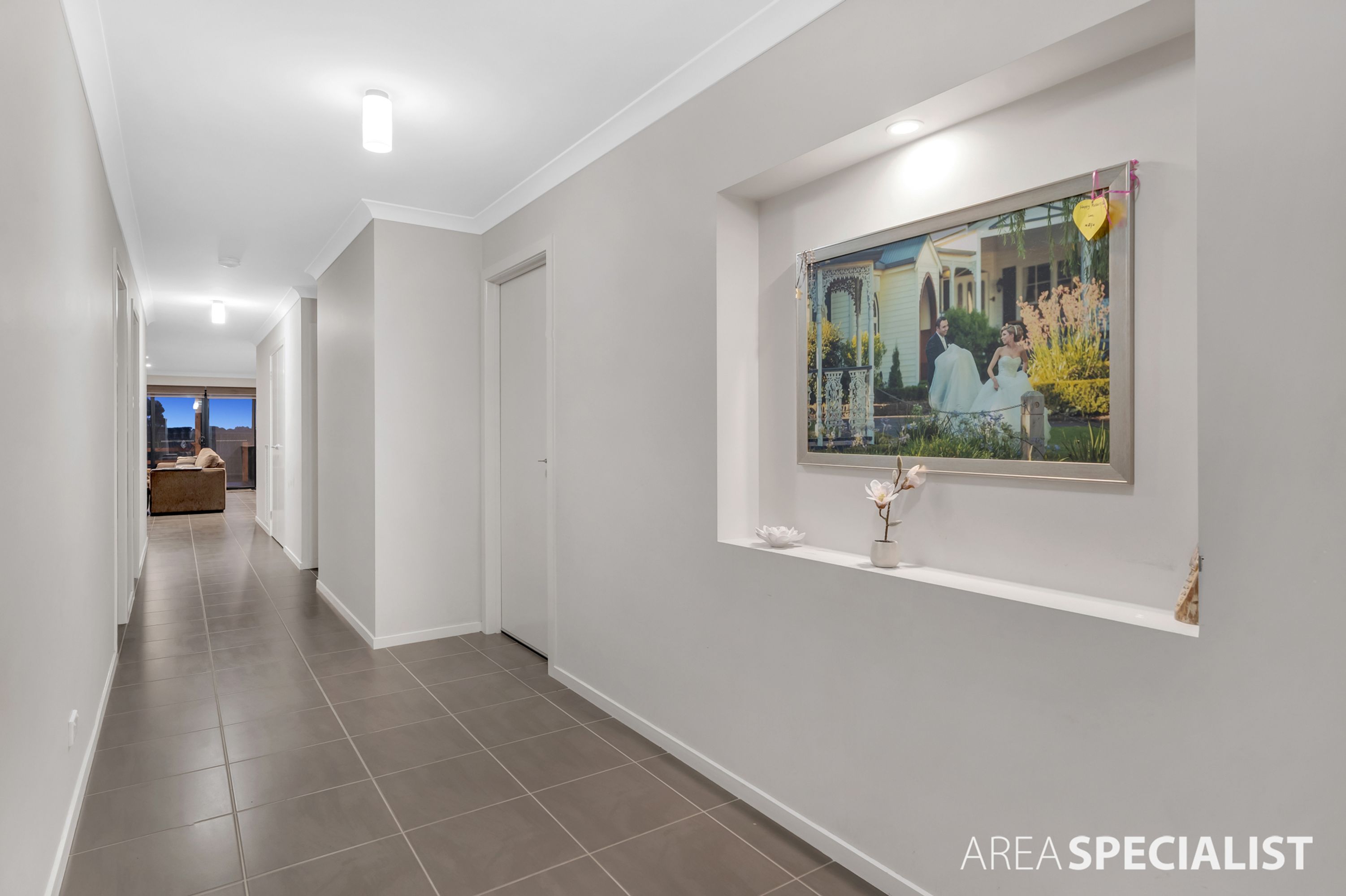 45 The Glade, Hampton Park, Hampton Park - Thumbnail 3