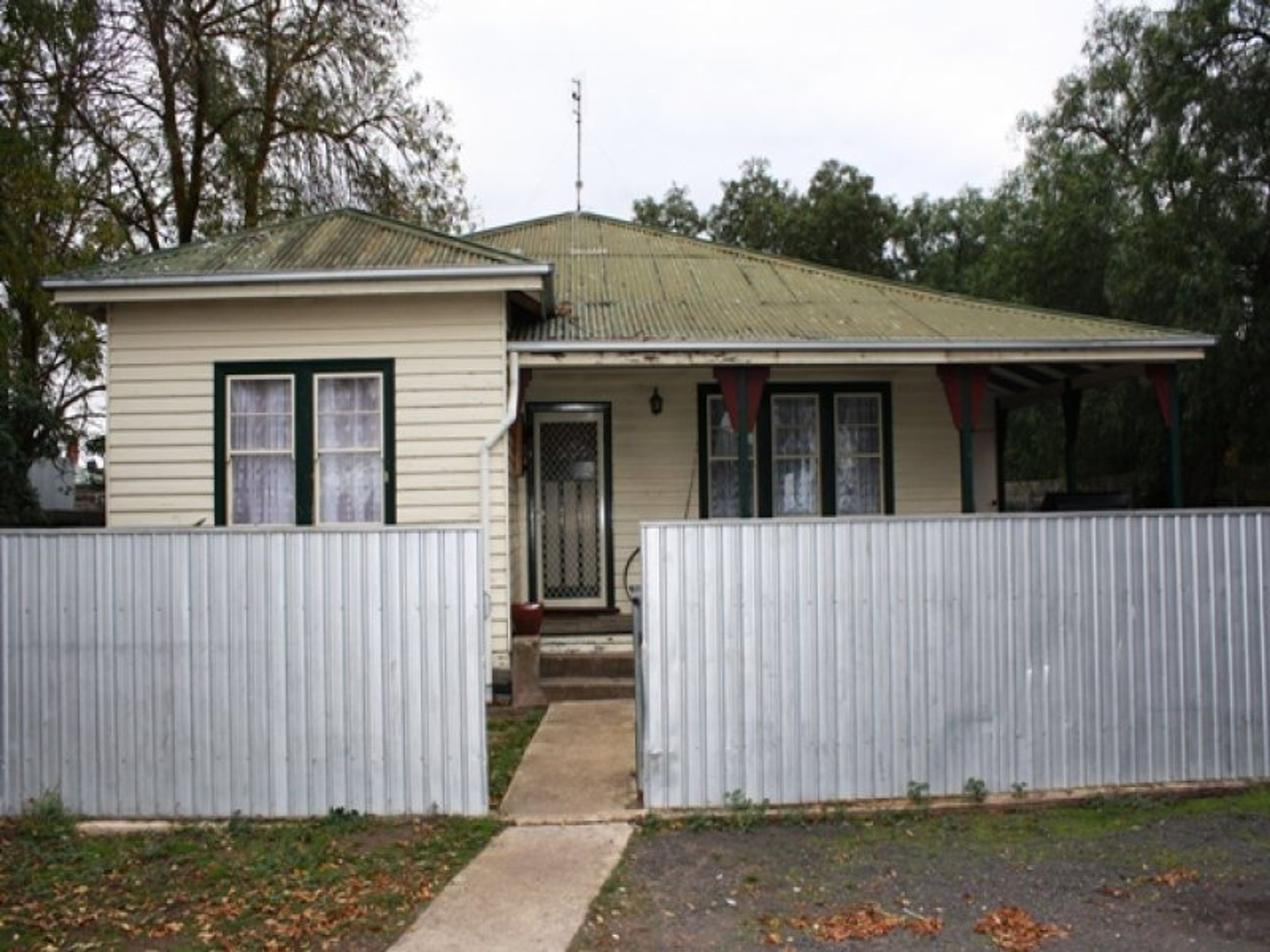 38 Dimboola Road, Horsham VIC 3400, Horsham - Image 1