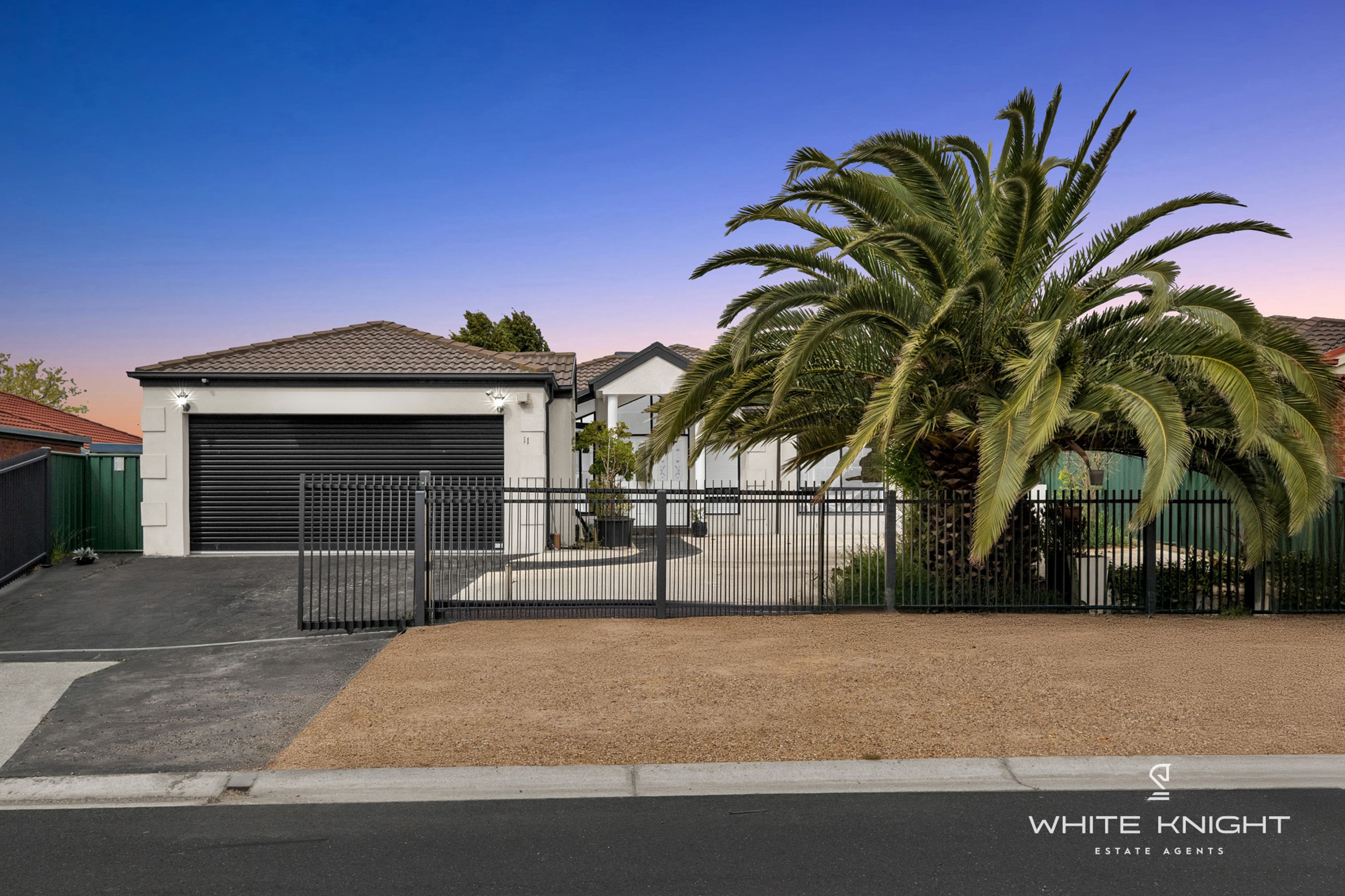 11 Flemming Avenue, Burnside VIC 3023, Burnside - Thumbnail 2