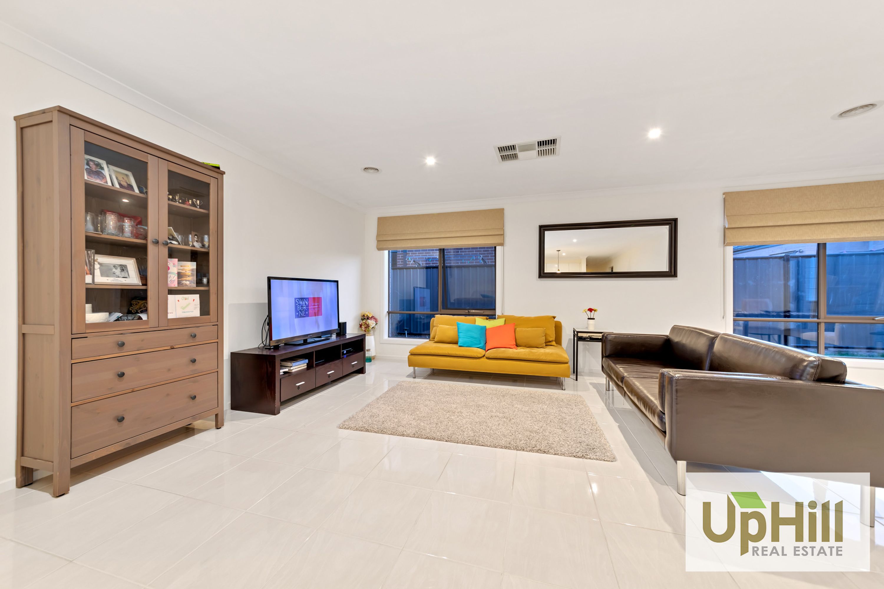 6 SALERNO WAY, Clyde North - Thumbnail 7