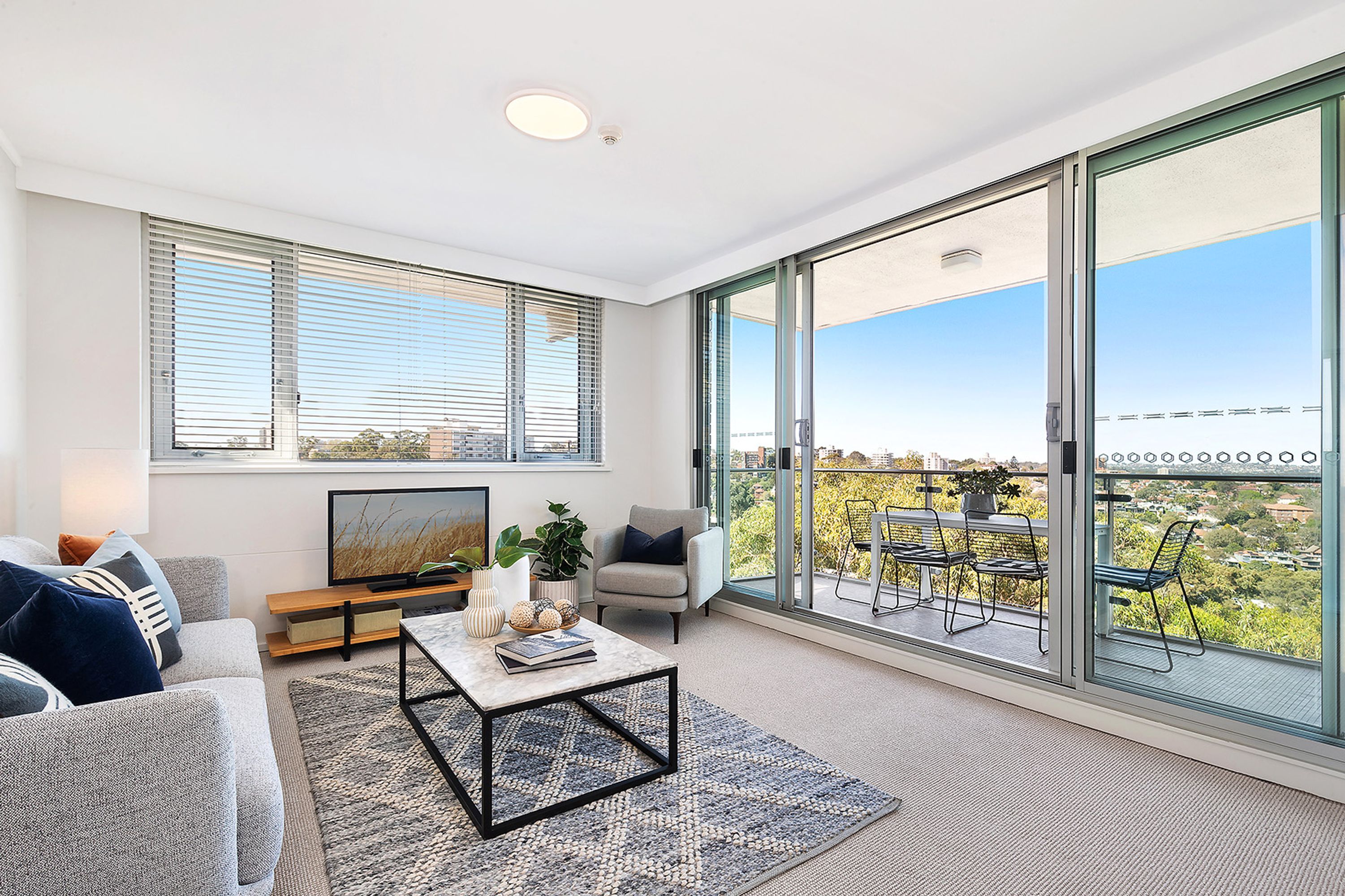 12/95A Ridge Street, North Sydney - Thumbnail 3