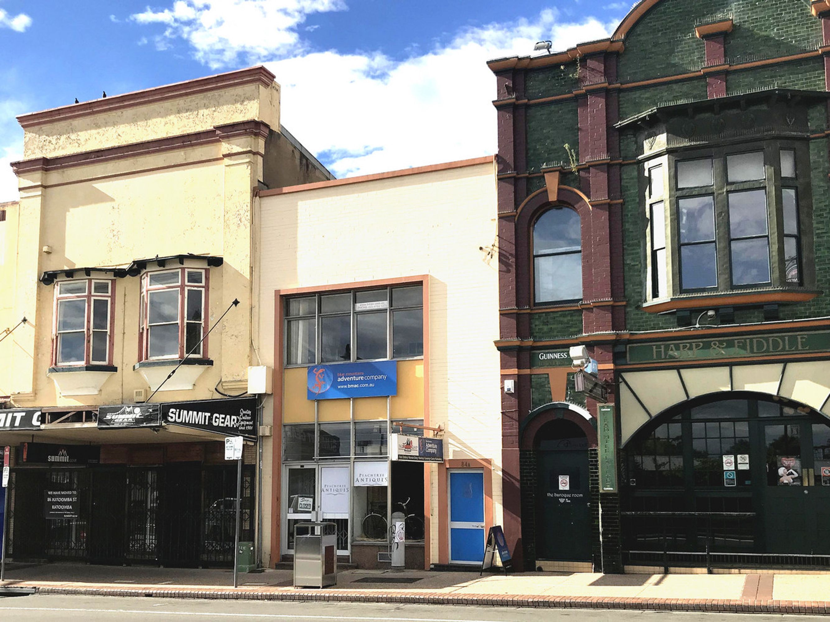 84 Bathurst Road, Katoomba - Thumbnail 2