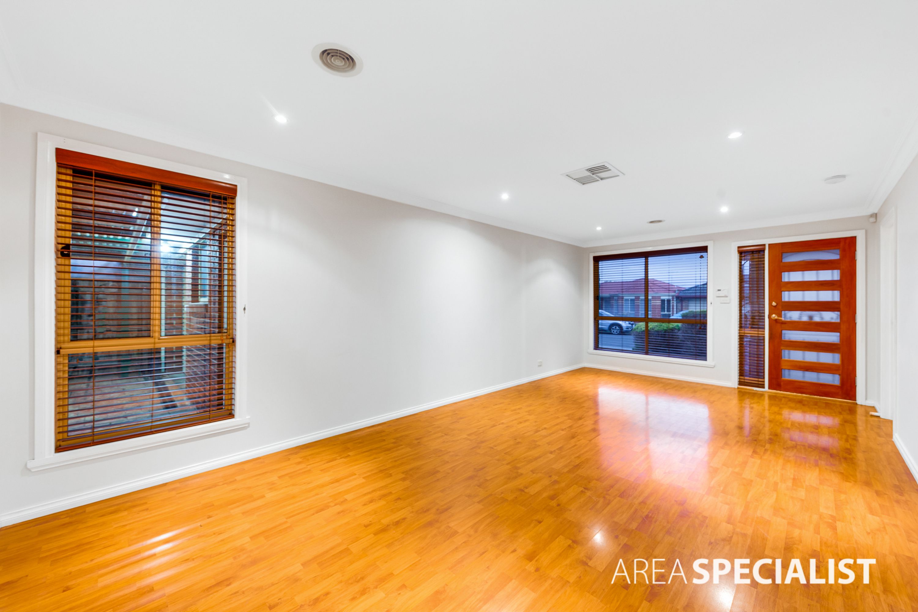4 Manna Court, Delahey VIC 3037, Delahey - Thumbnail 4