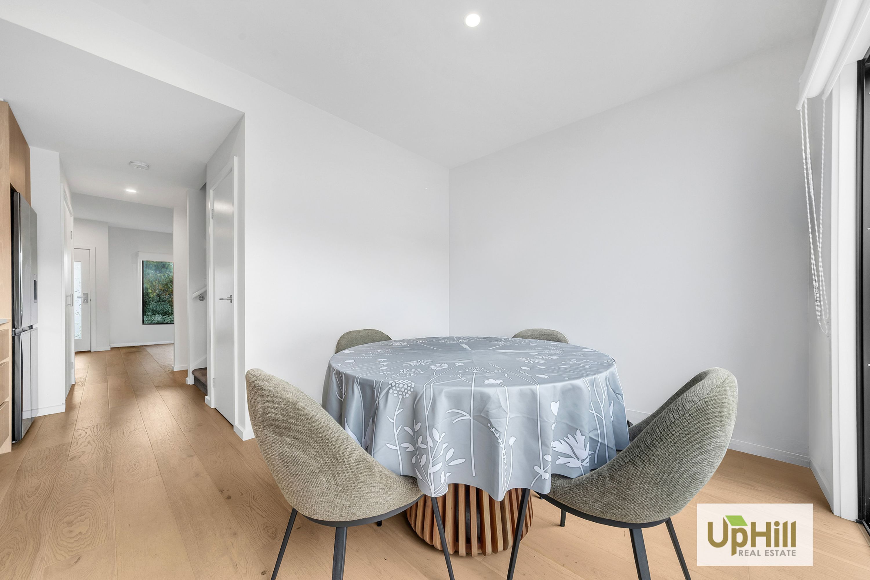 8 Allemande Walk, Cranbourne South - Thumbnail 7