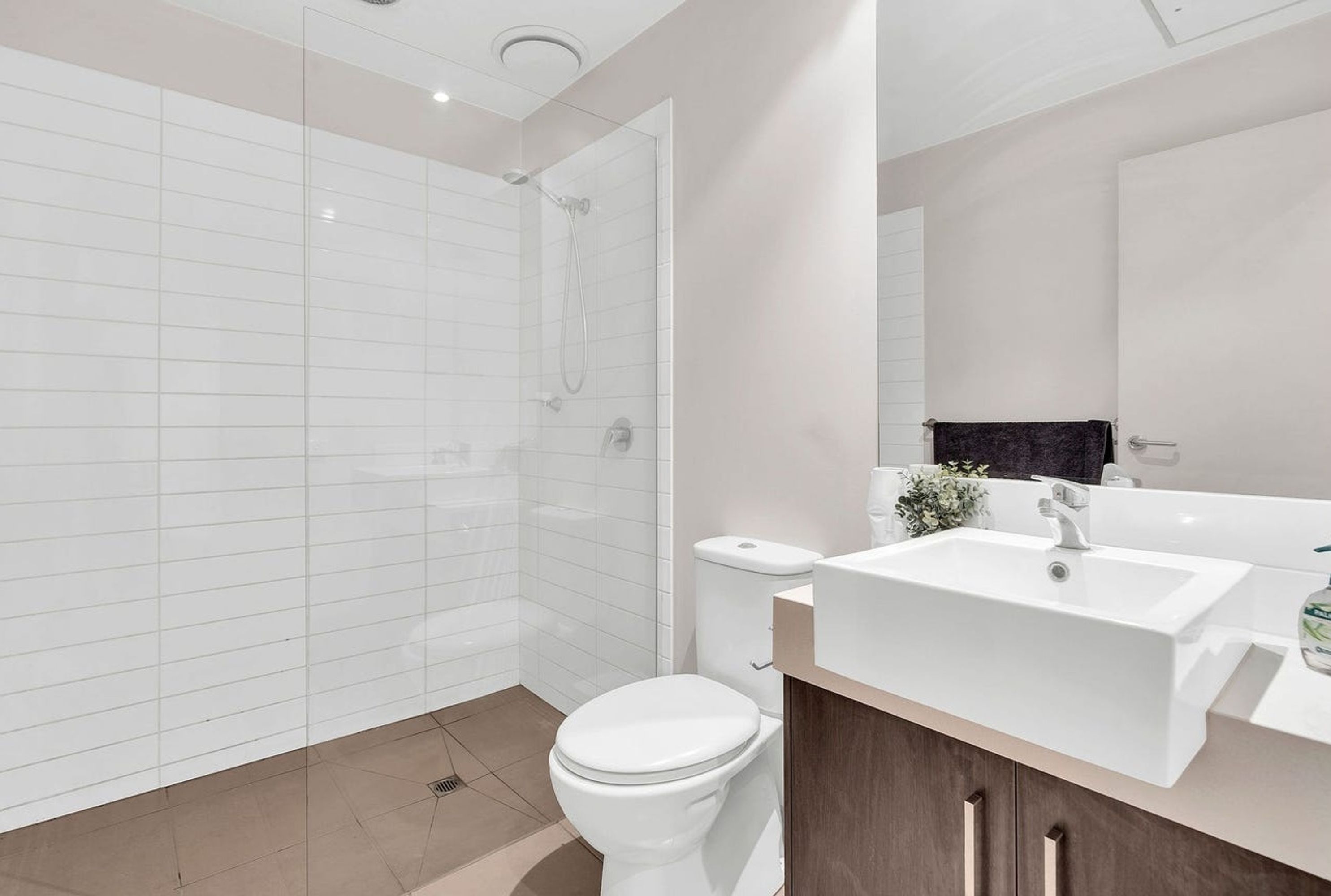101/201 Buckley Street, Essendon - Thumbnail 8
