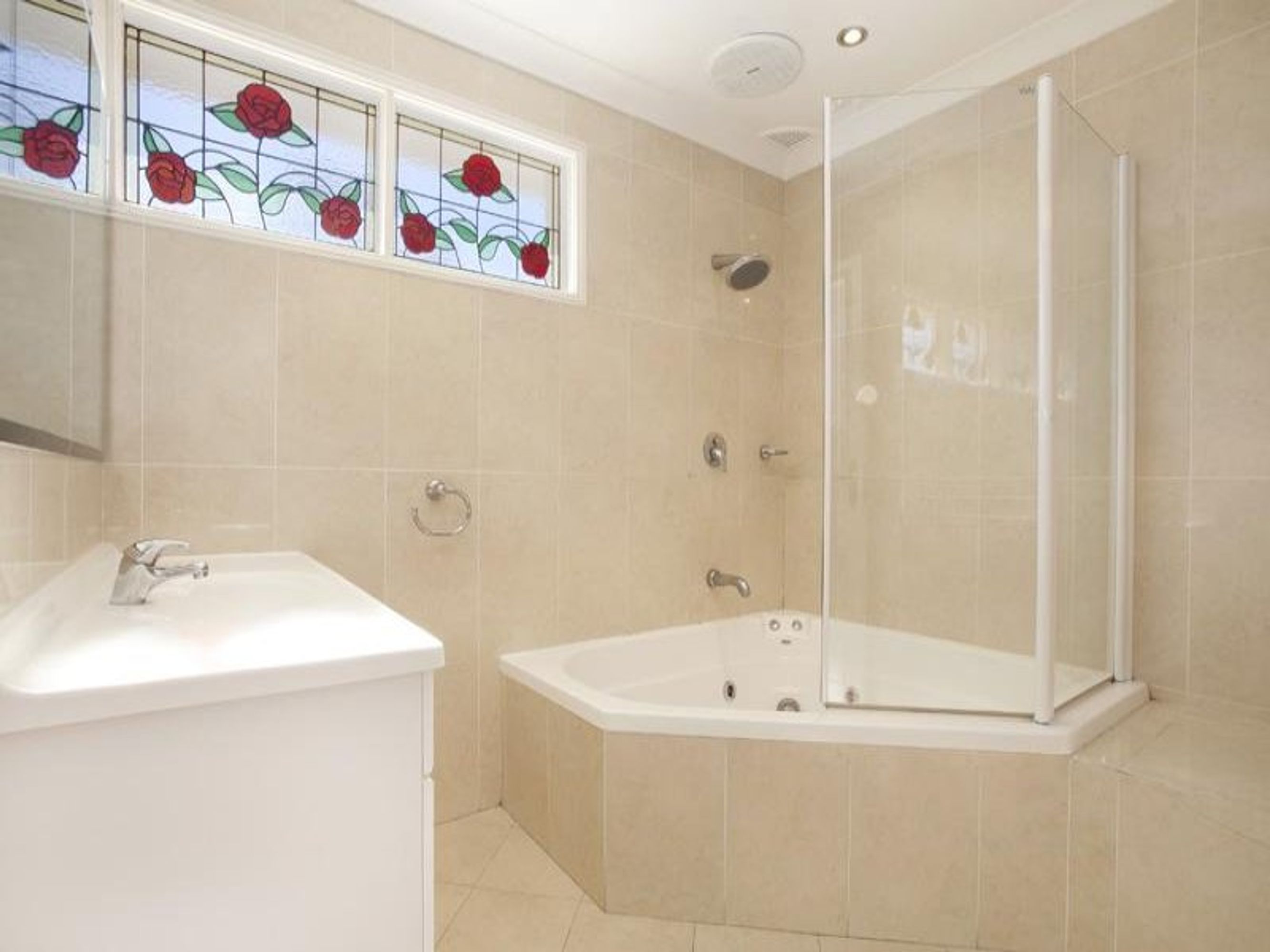57 Universal Ave, Georges Hall, Georges Hall - Thumbnail 5