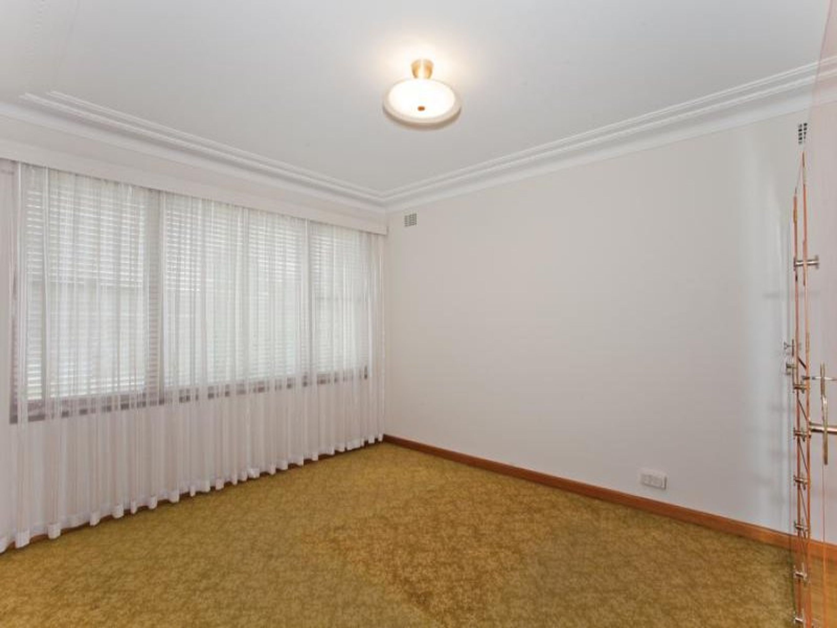 9 Knock Cres, Beverly Hills, NSW 2209, Beverly Hills - Thumbnail 4