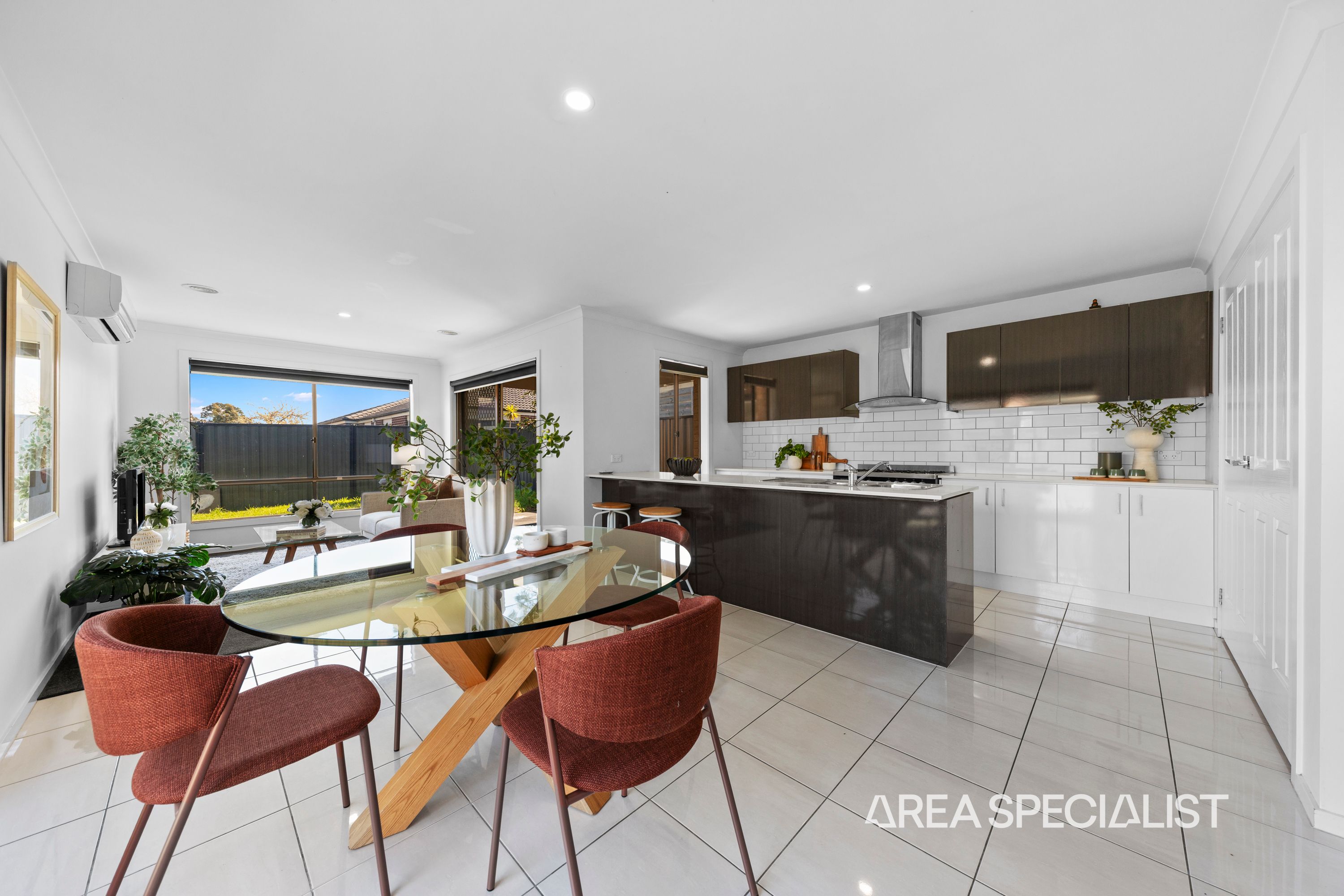74 Pinnacle Drive, Pakenham - Thumbnail 5