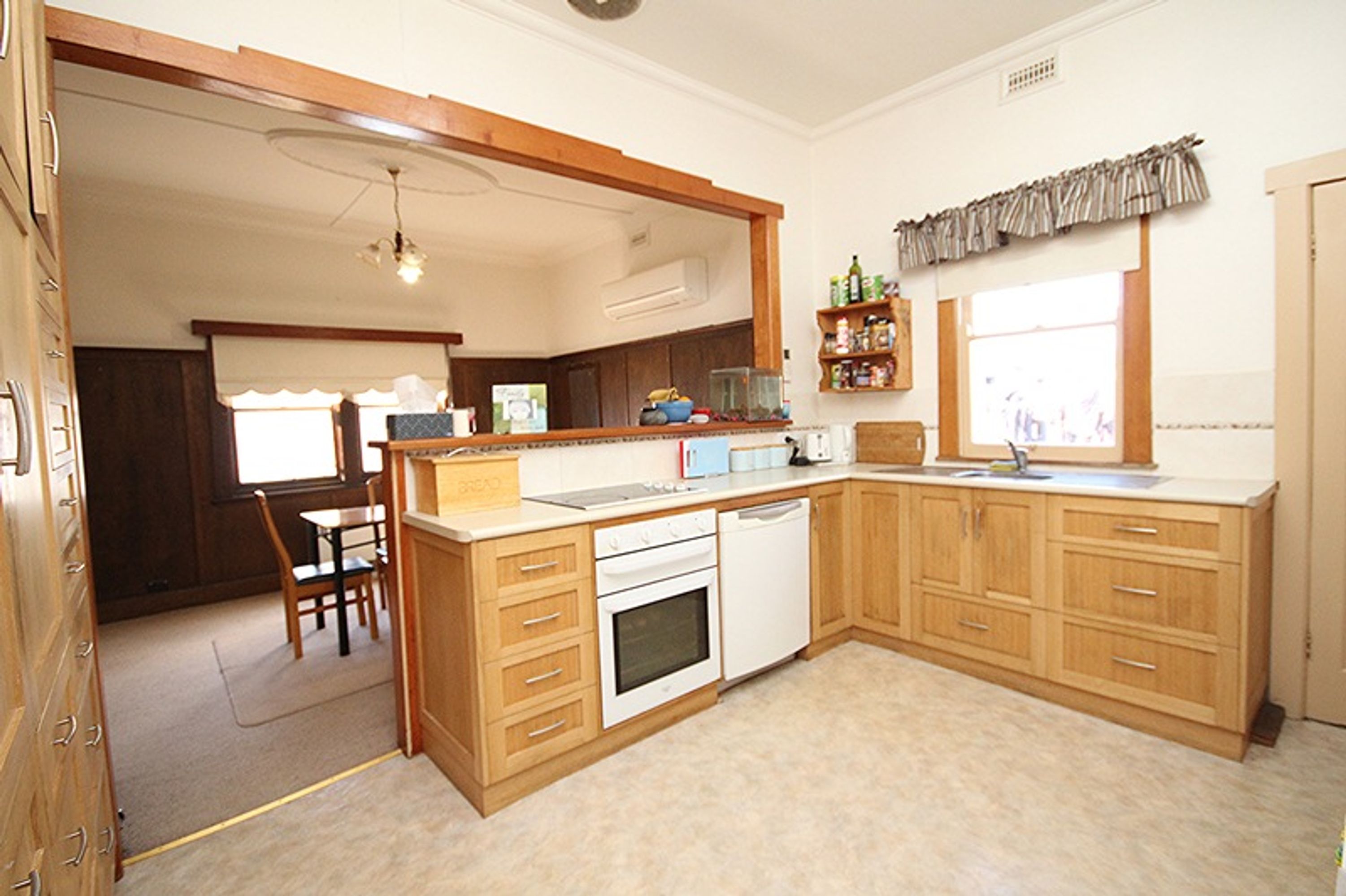 32 Railway Avenue, Horsham VIC 3400, Horsham - Thumbnail 3