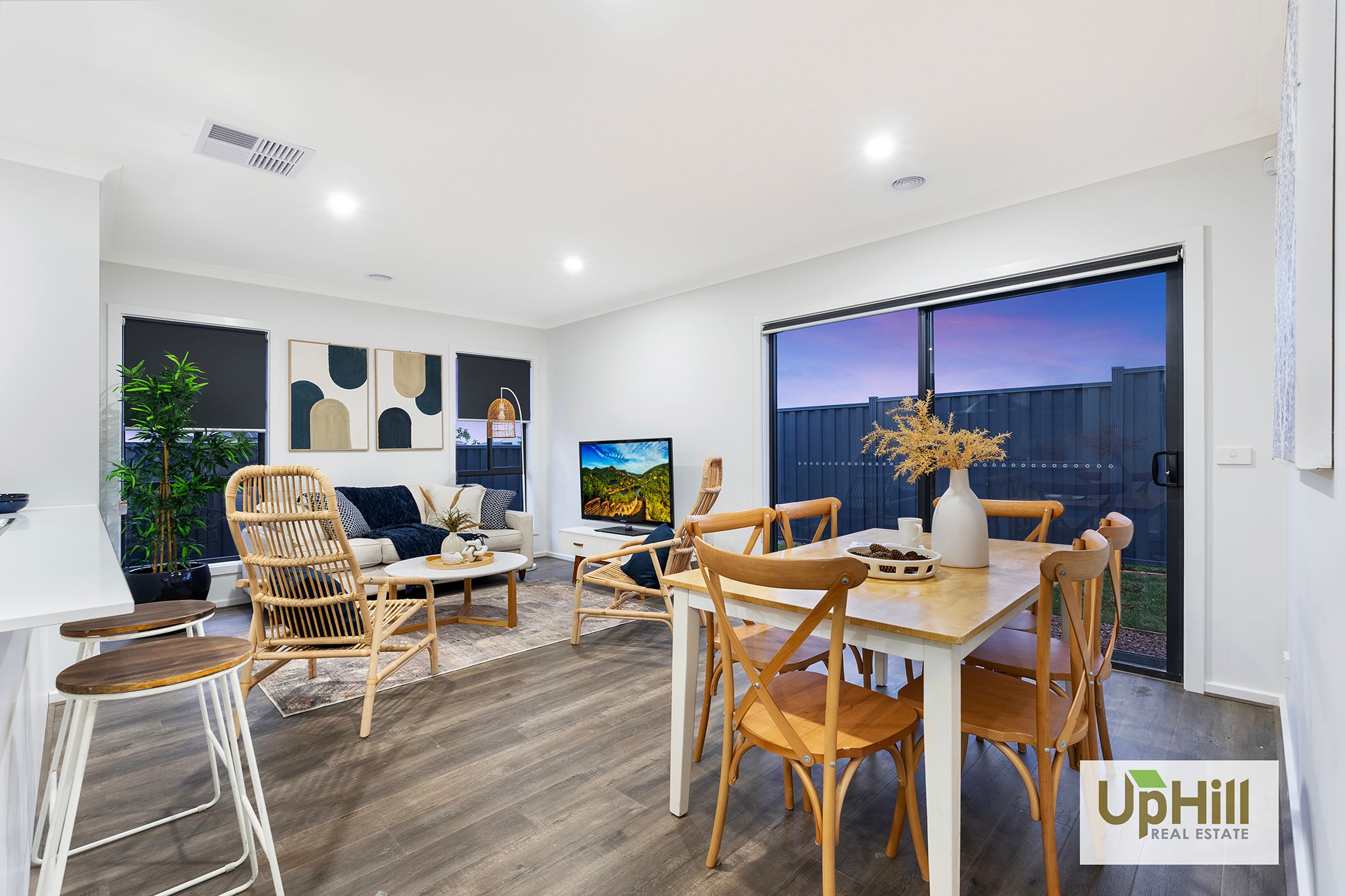 1 Glory Street, Clyde North - Thumbnail 8
